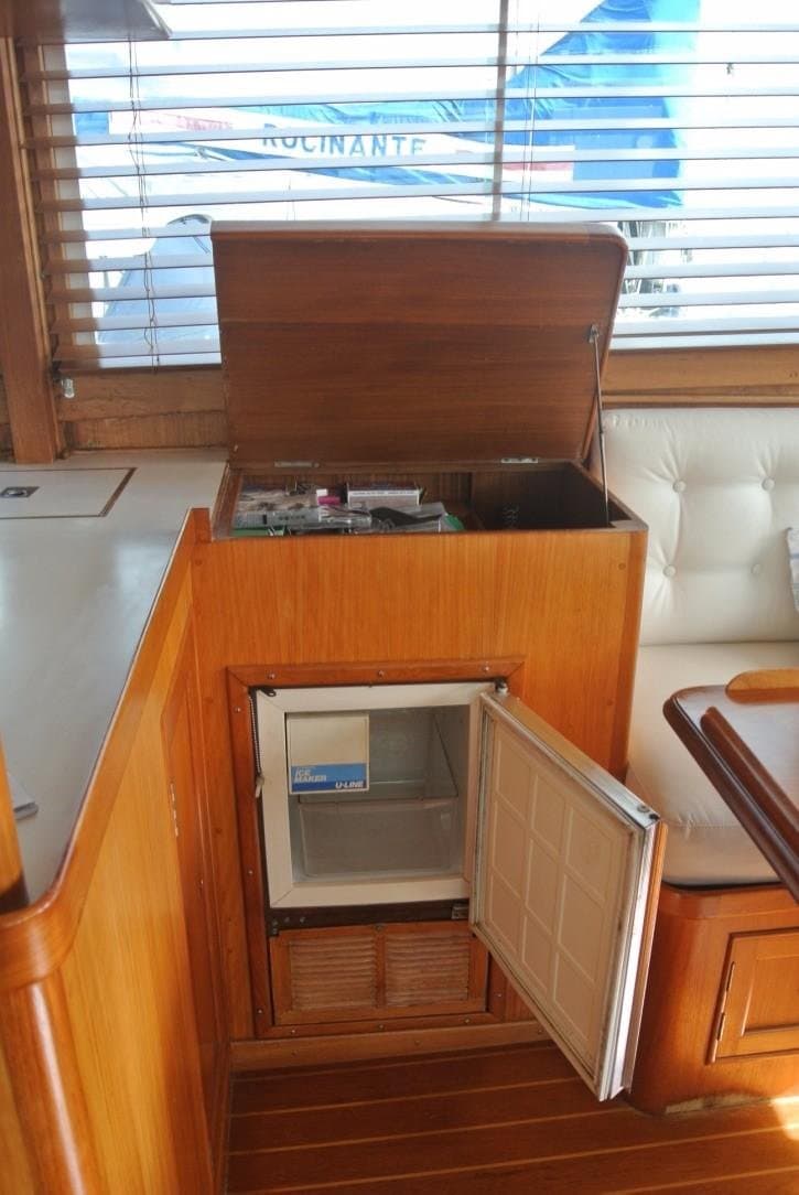 1986 Island Gypsy 44 aft cabin