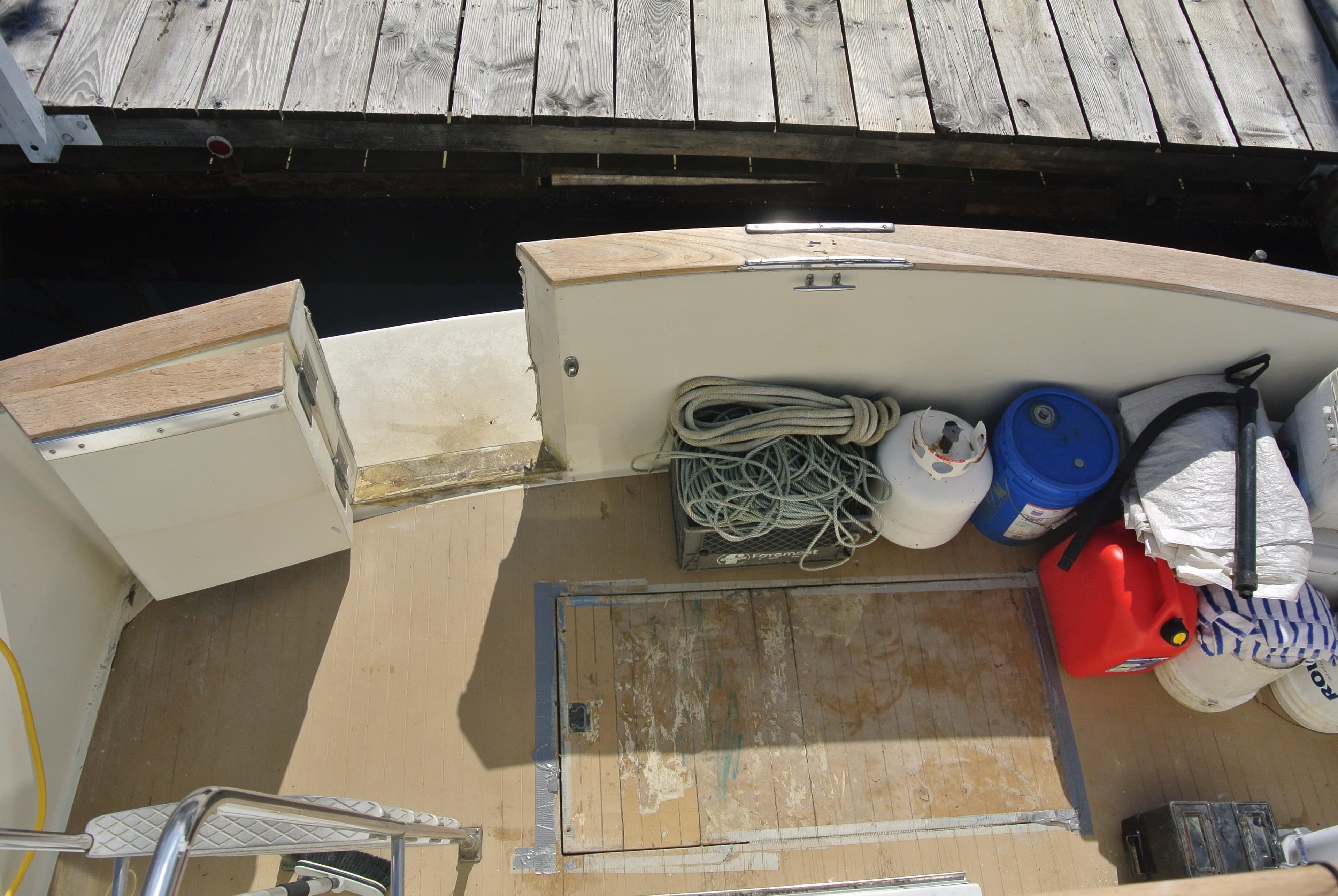 1977 Tollycraft 48 Cockpit Motor Yacht