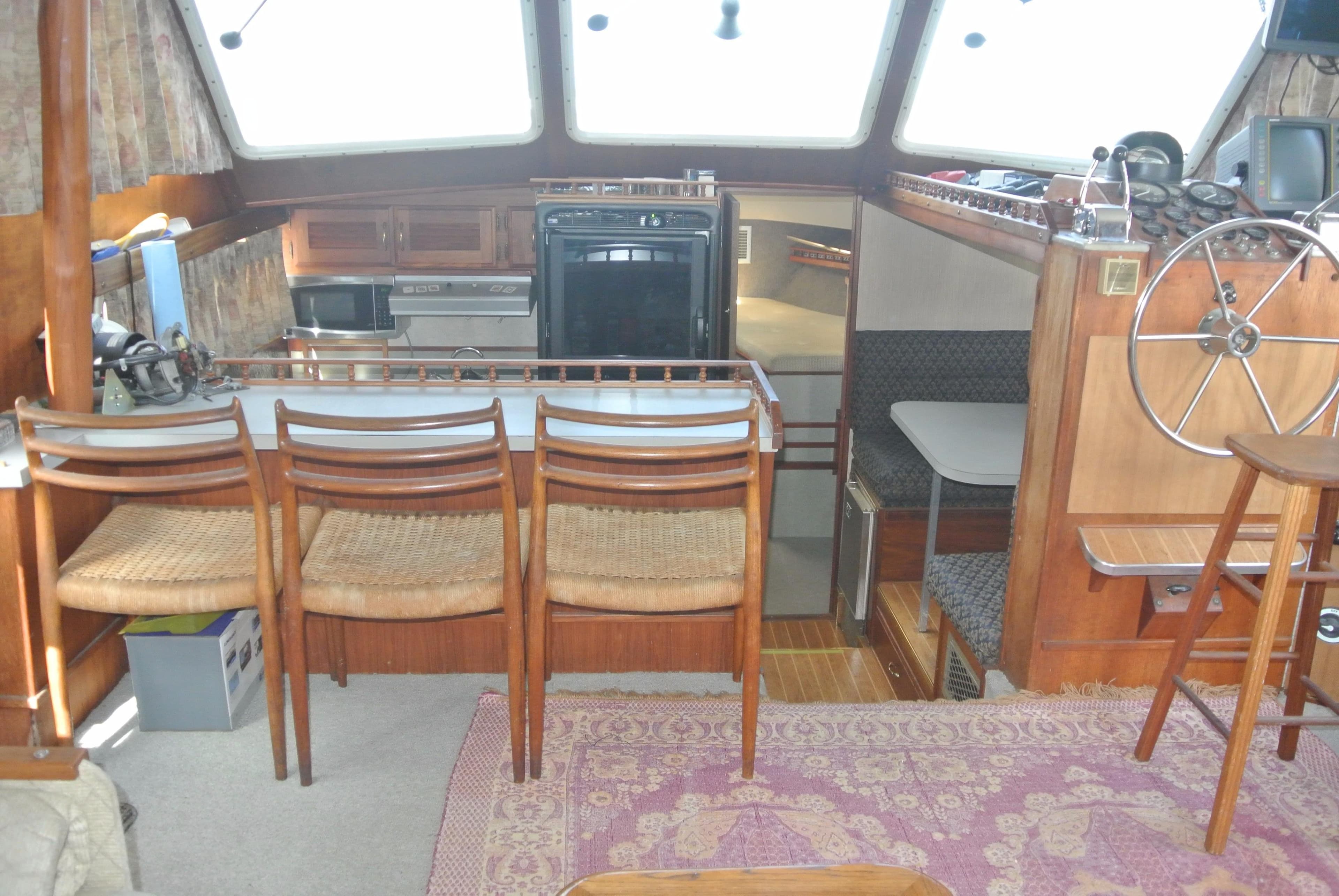 1977 Tollycraft 48 Cockpit Motor Yacht
