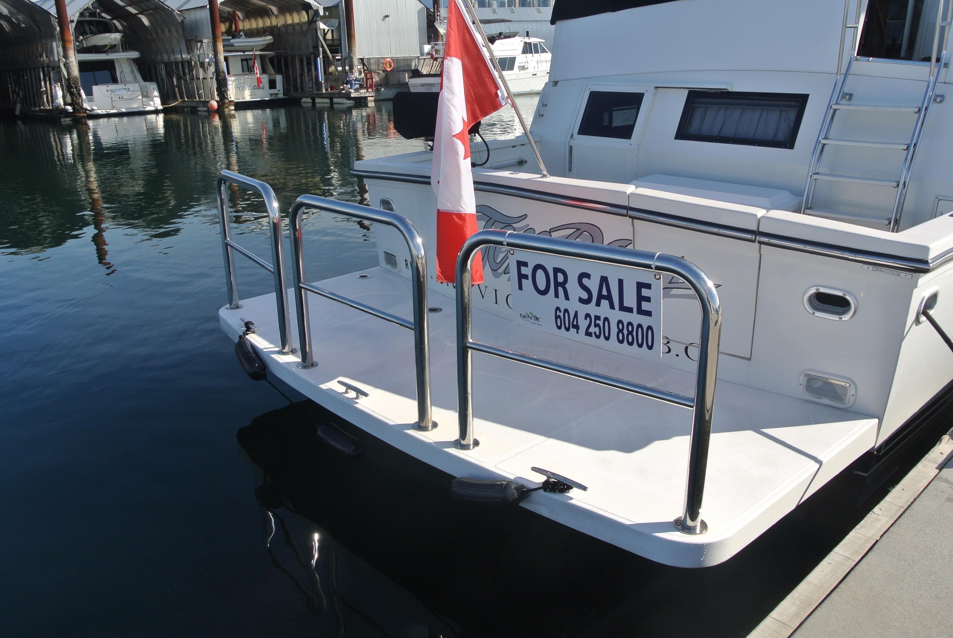 1991 Californian 55 Cockpit Motor Yacht