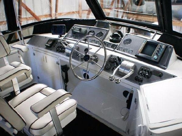 1991 Californian 55 Cockpit Motor Yacht