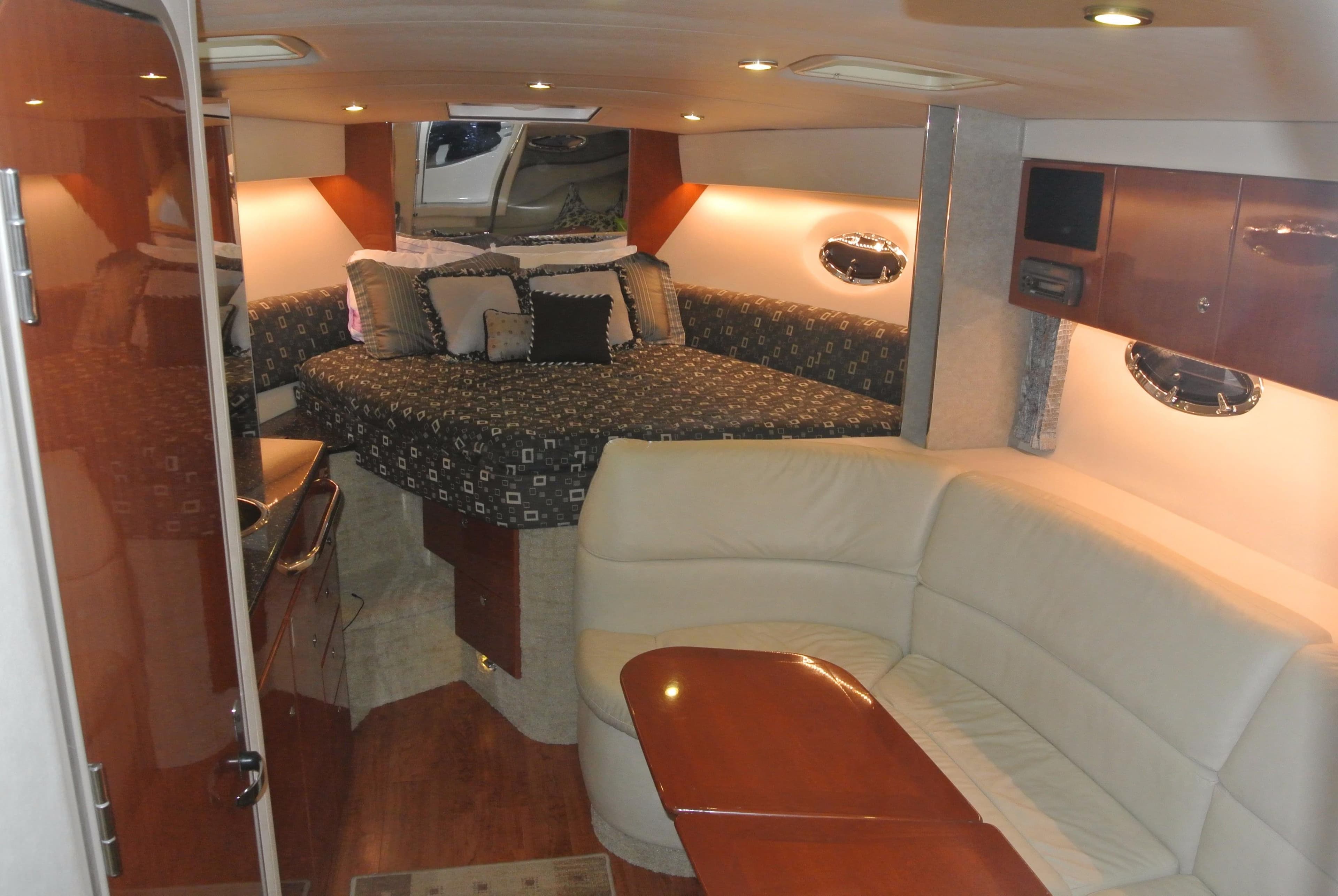 2007 Formula 31 Performance Cruiser