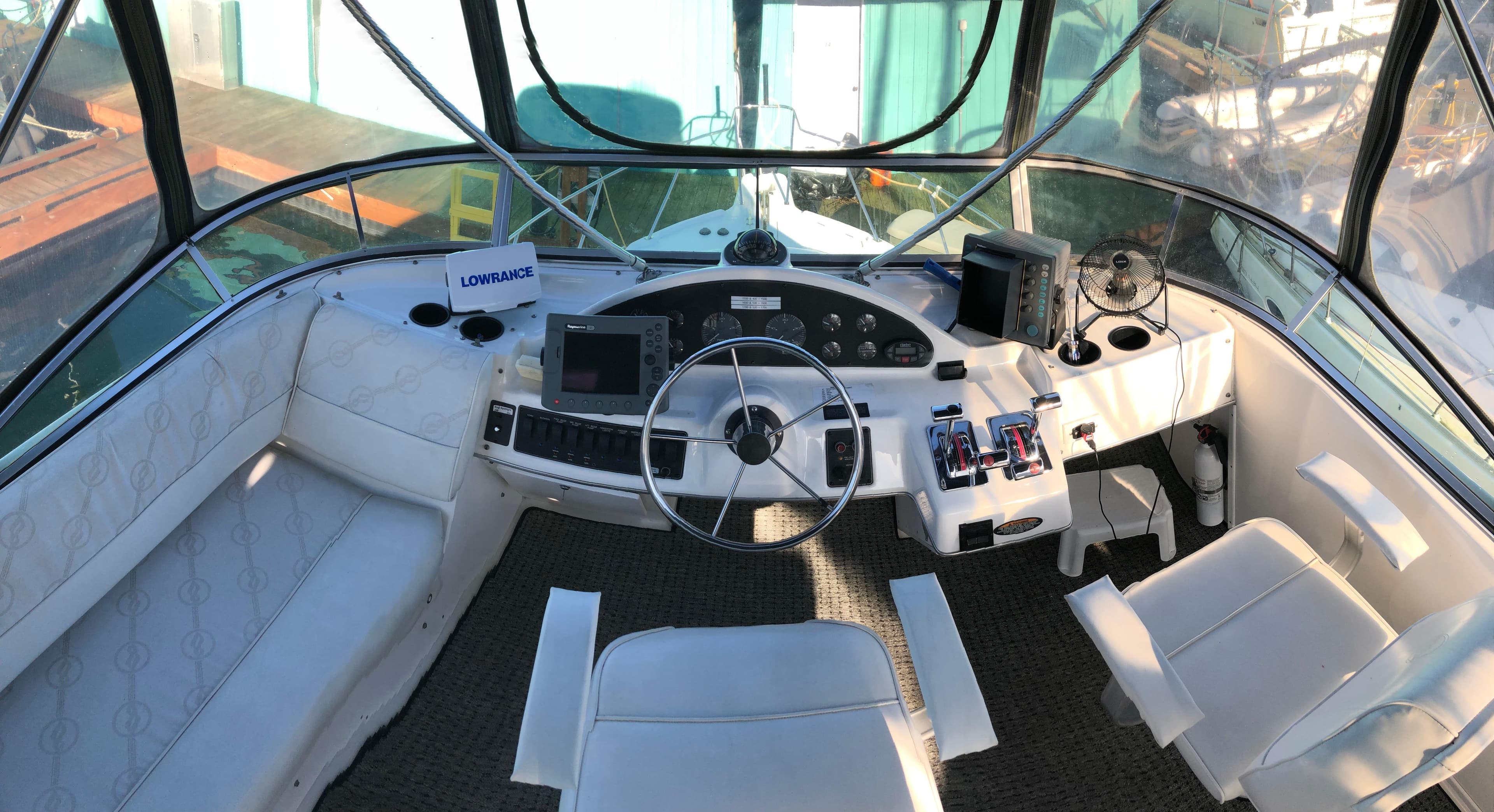 1998 Bayliner 4087 Aft Cabin Motoryacht