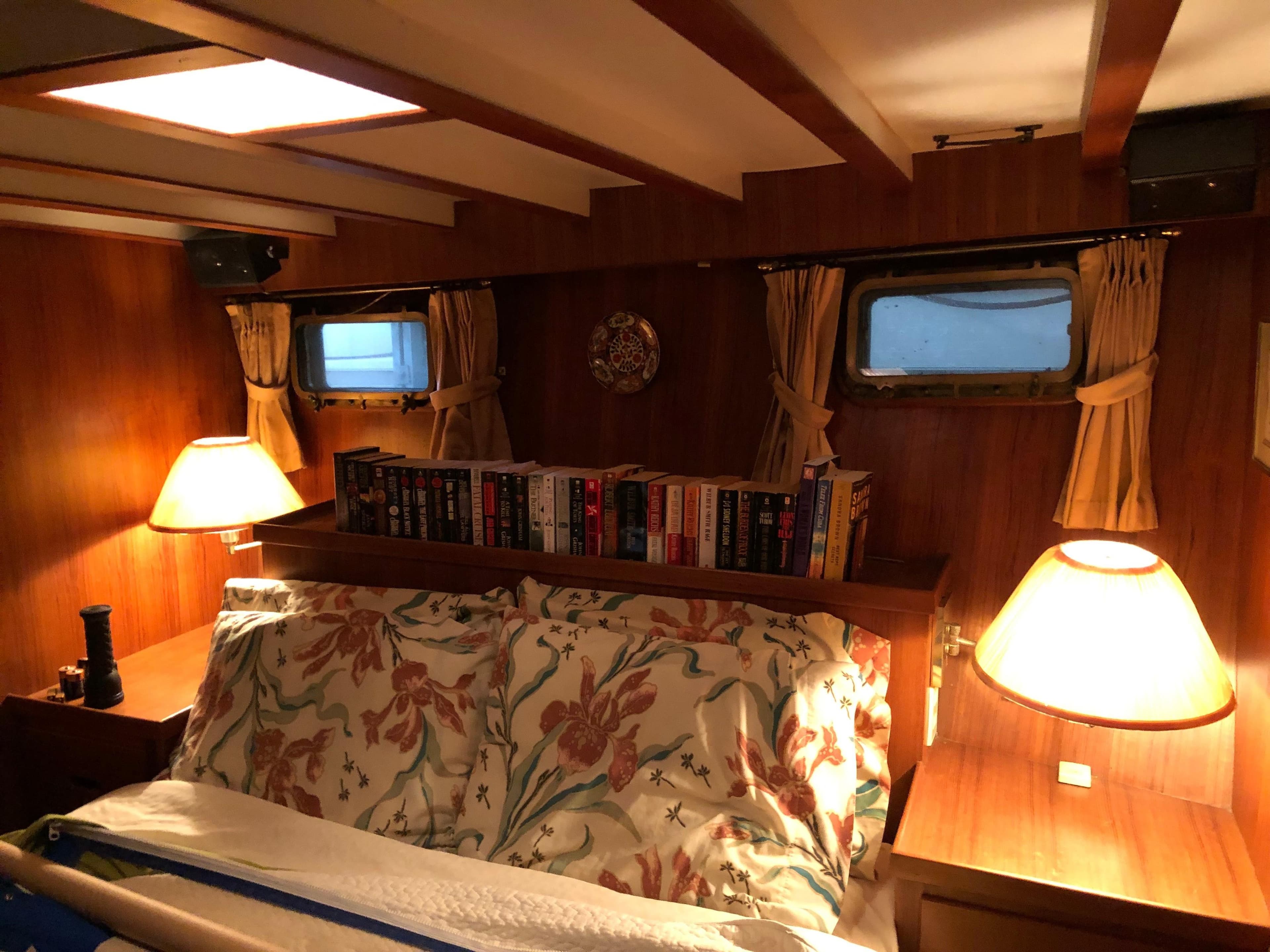 1981 DeFever 49 Pilothouse