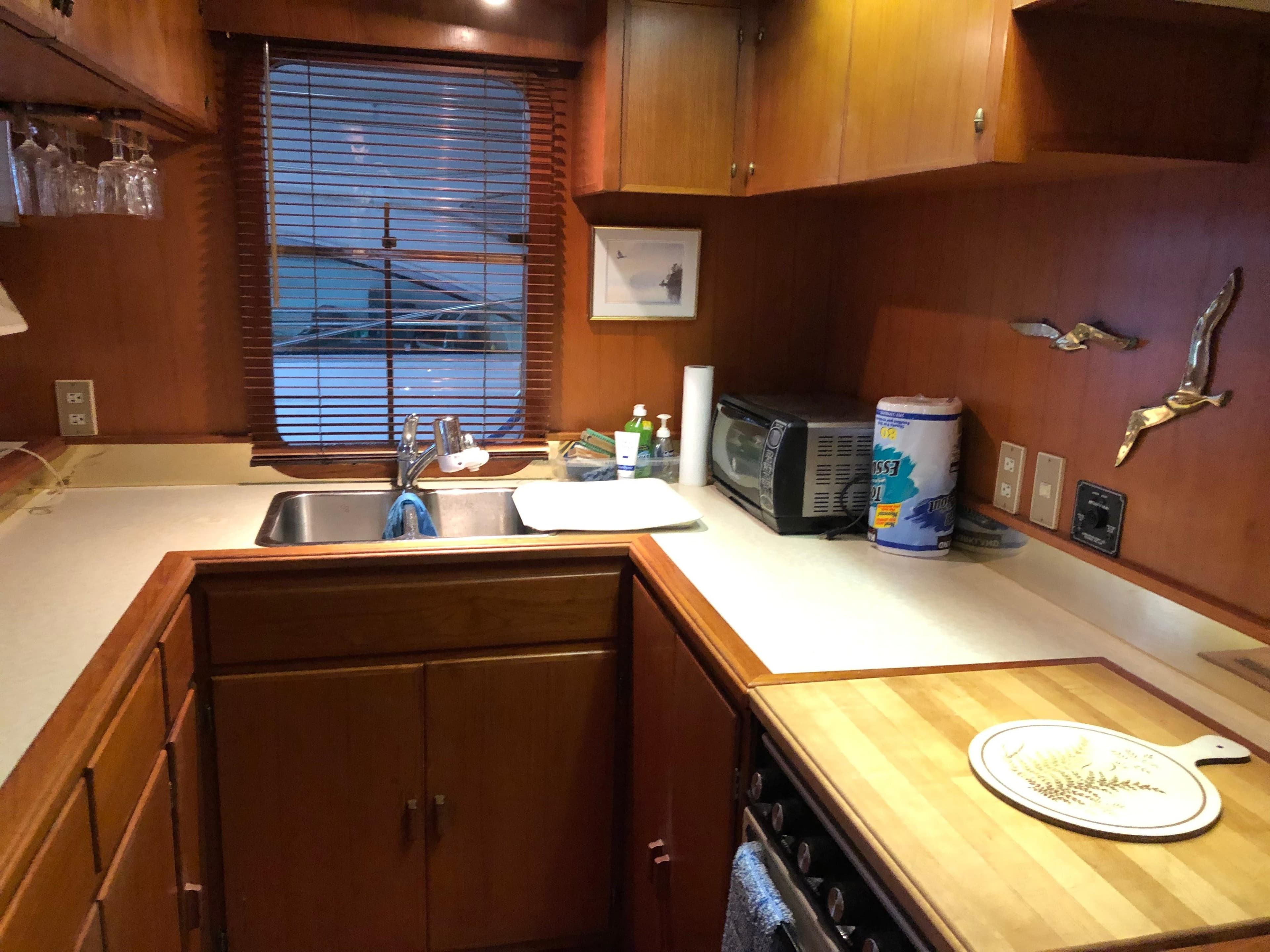 1981 DeFever 49 Pilothouse
