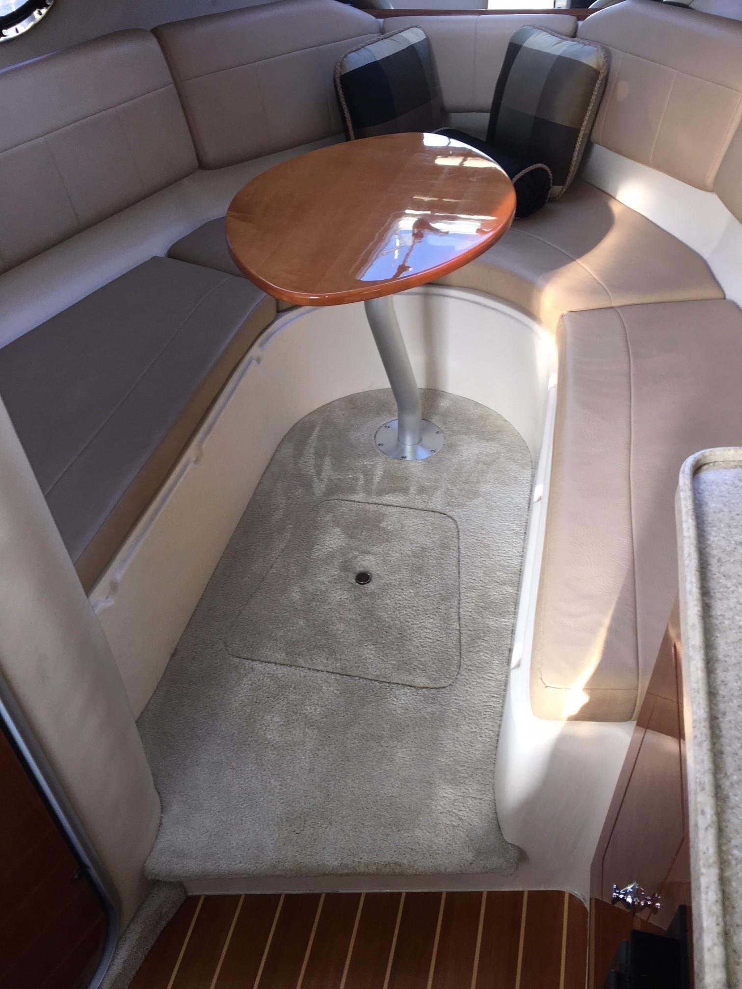 2008 Regal 2565