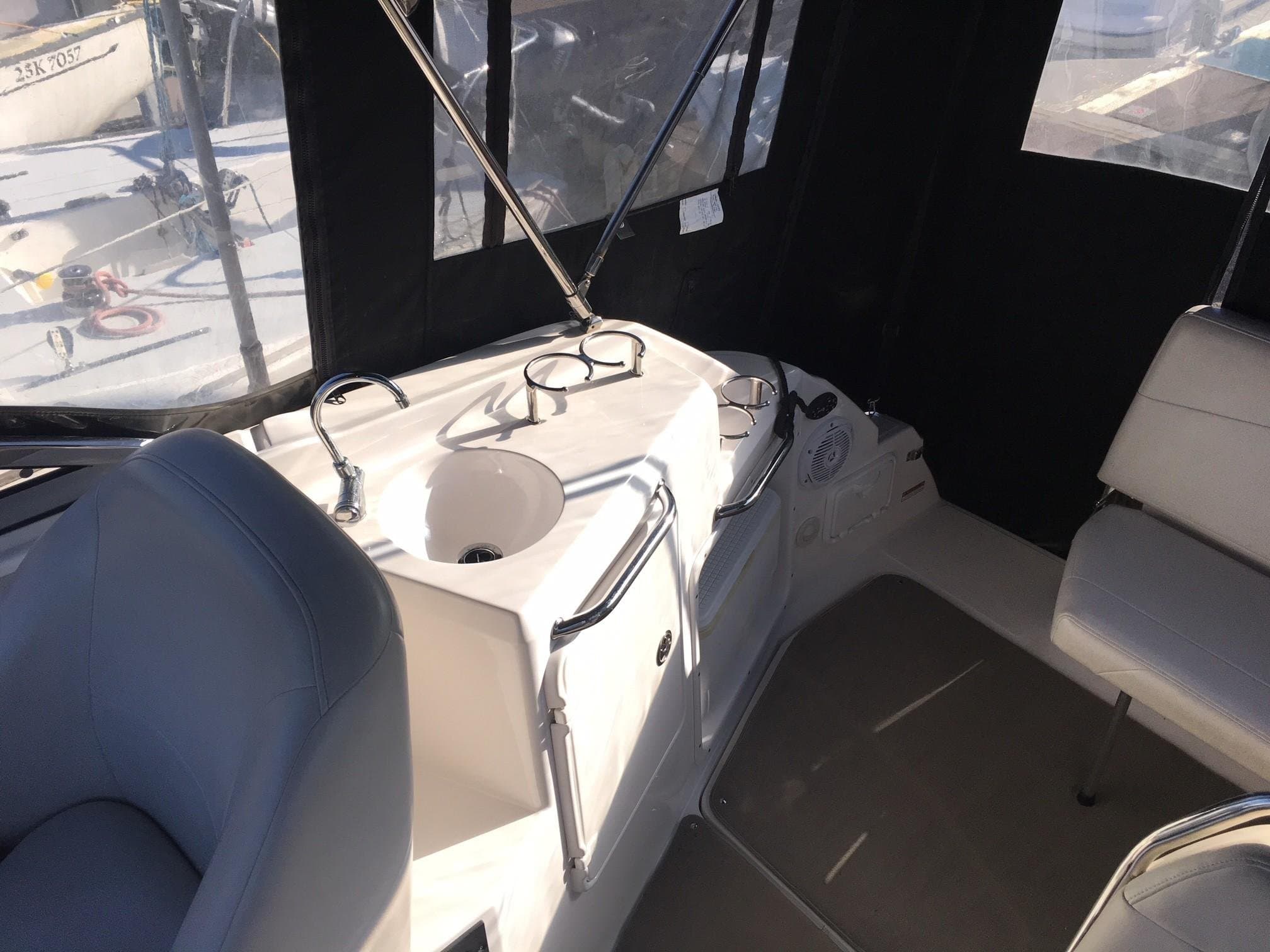2008 Regal 2565