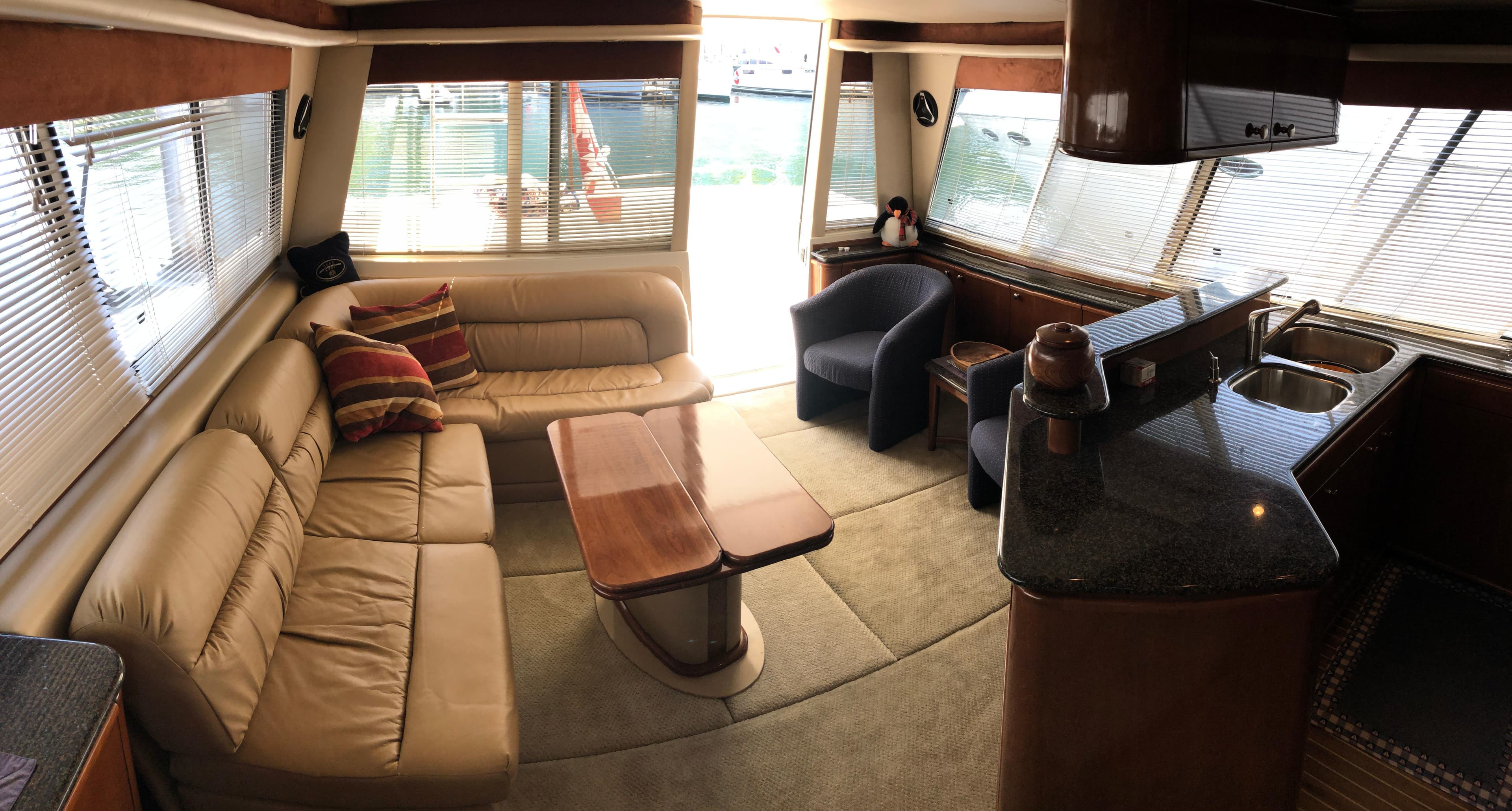 2006 Meridian 490 Pilothouse