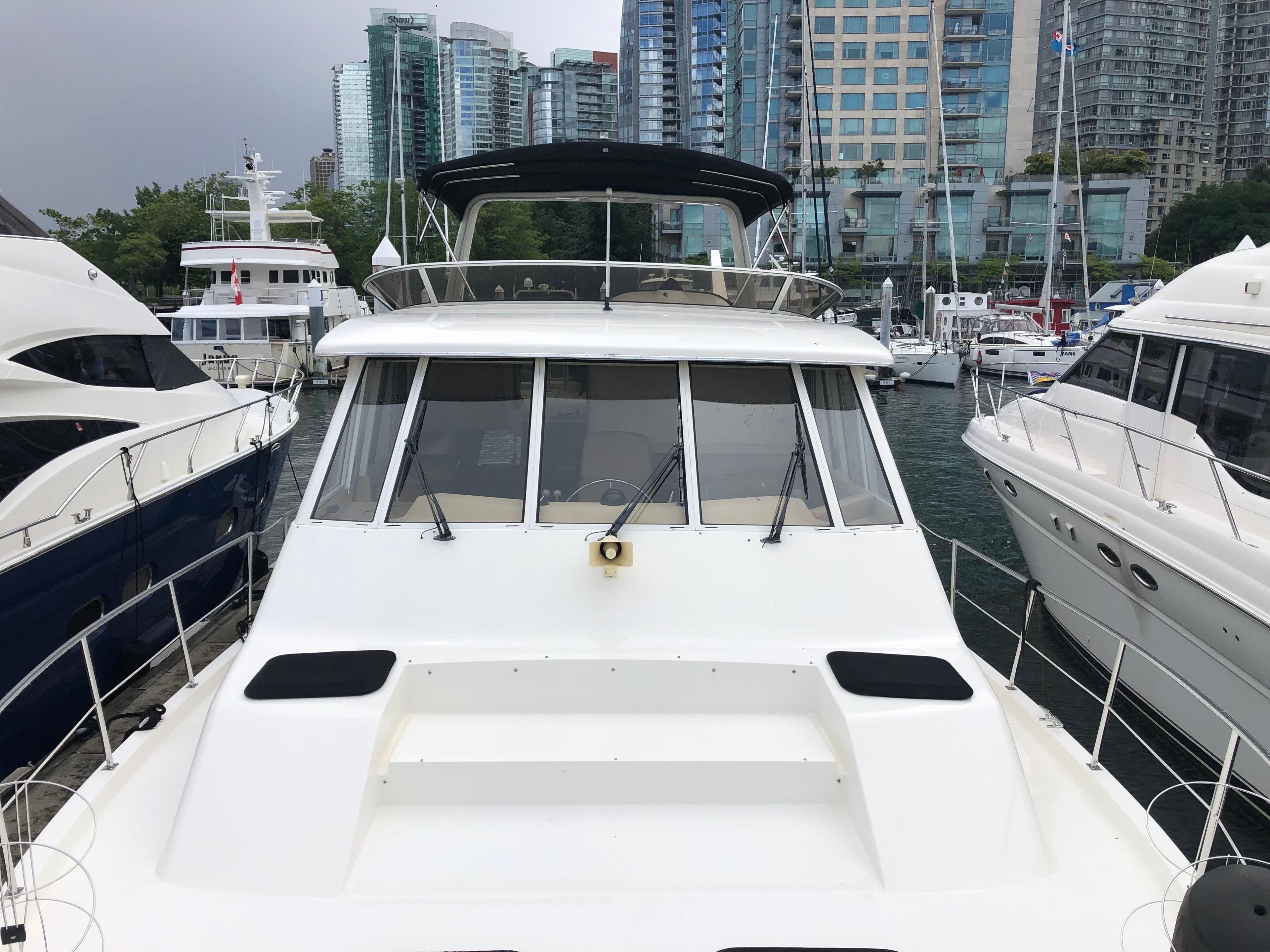2006 Meridian 490 Pilothouse