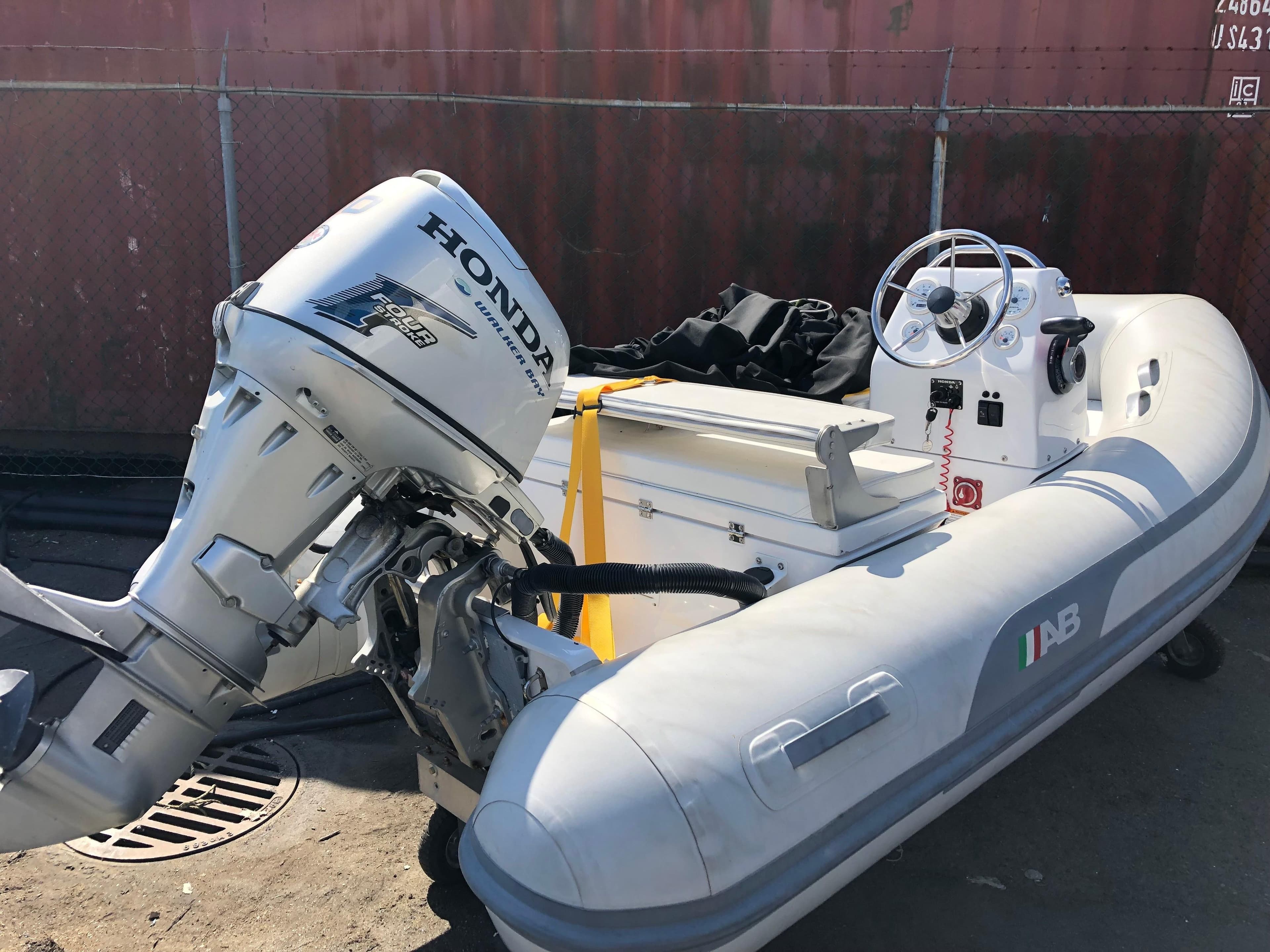 2006 Meridian 490 Pilothouse