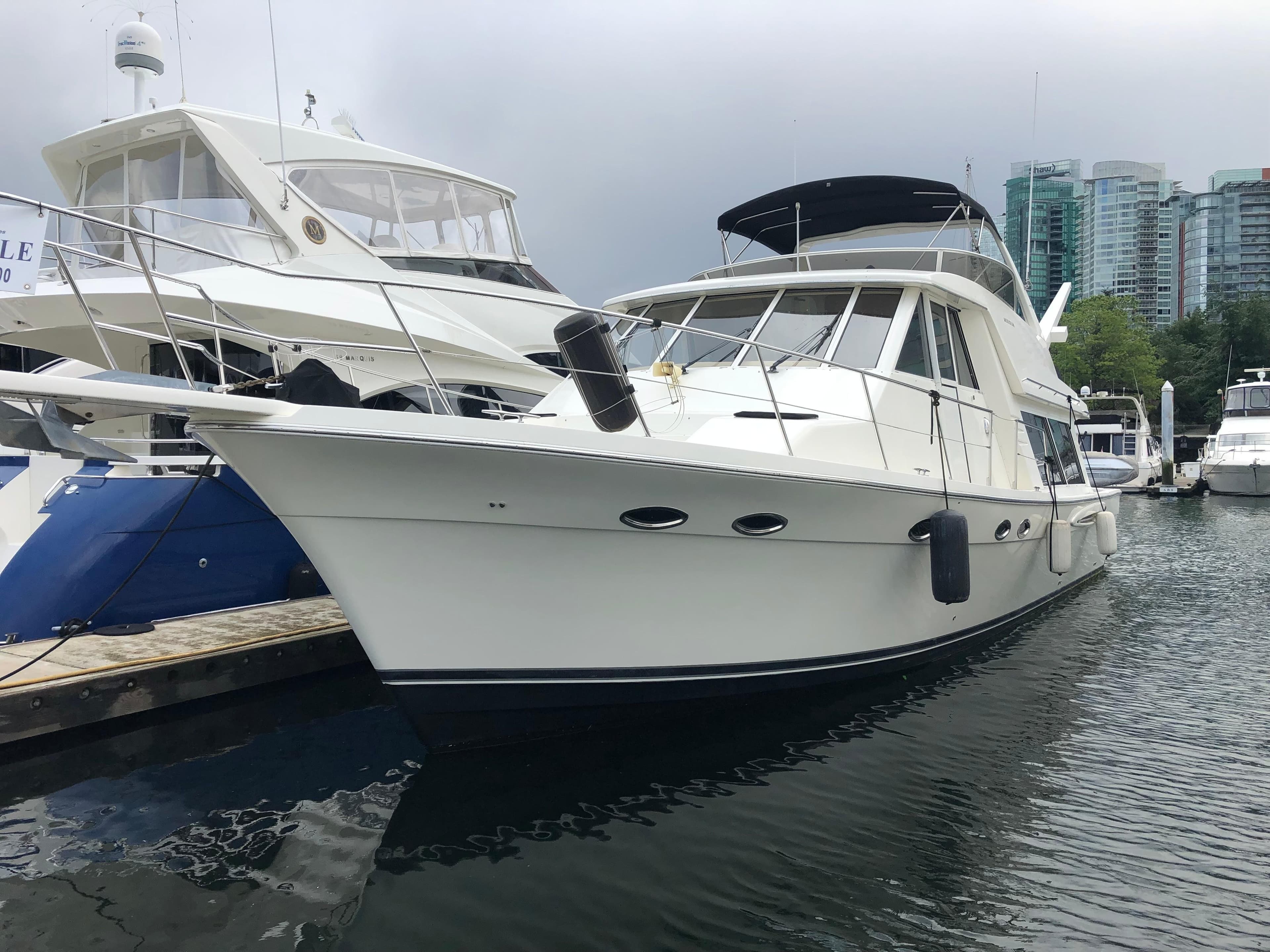 2006 Meridian 490 Pilothouse