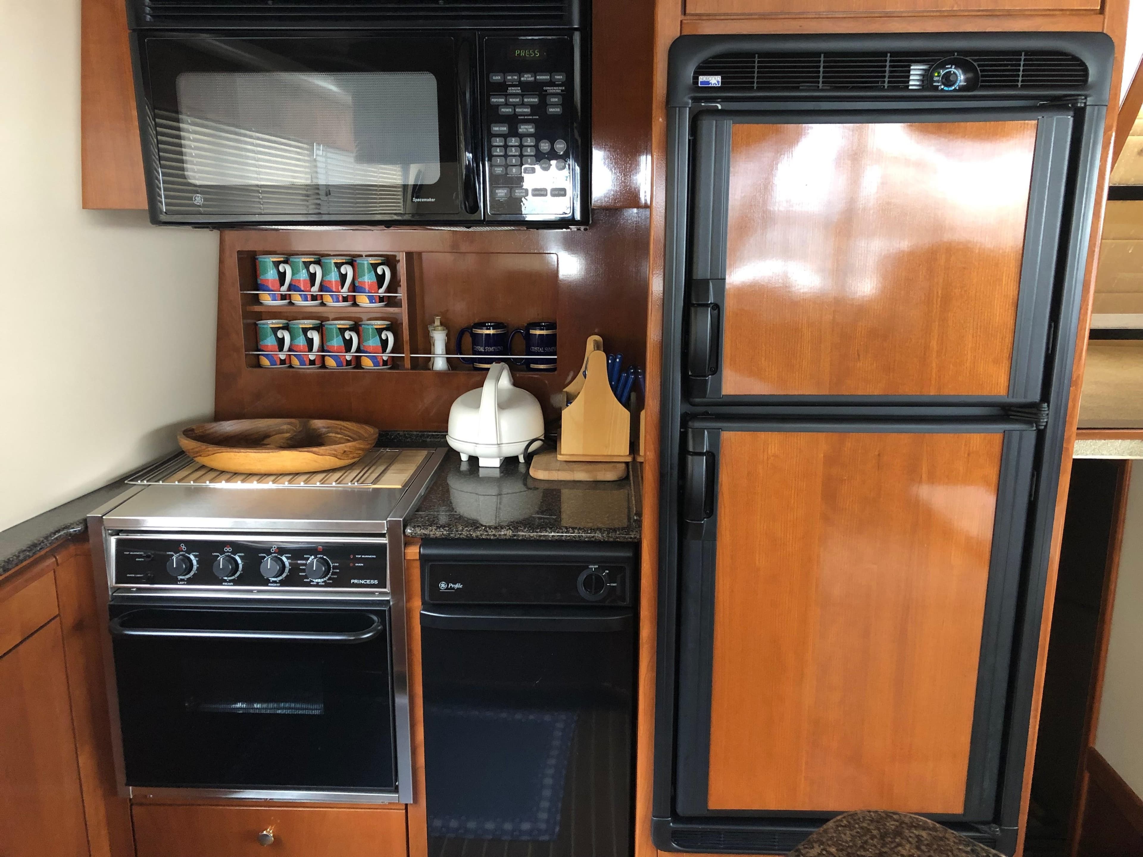 2006 Meridian 490 Pilothouse