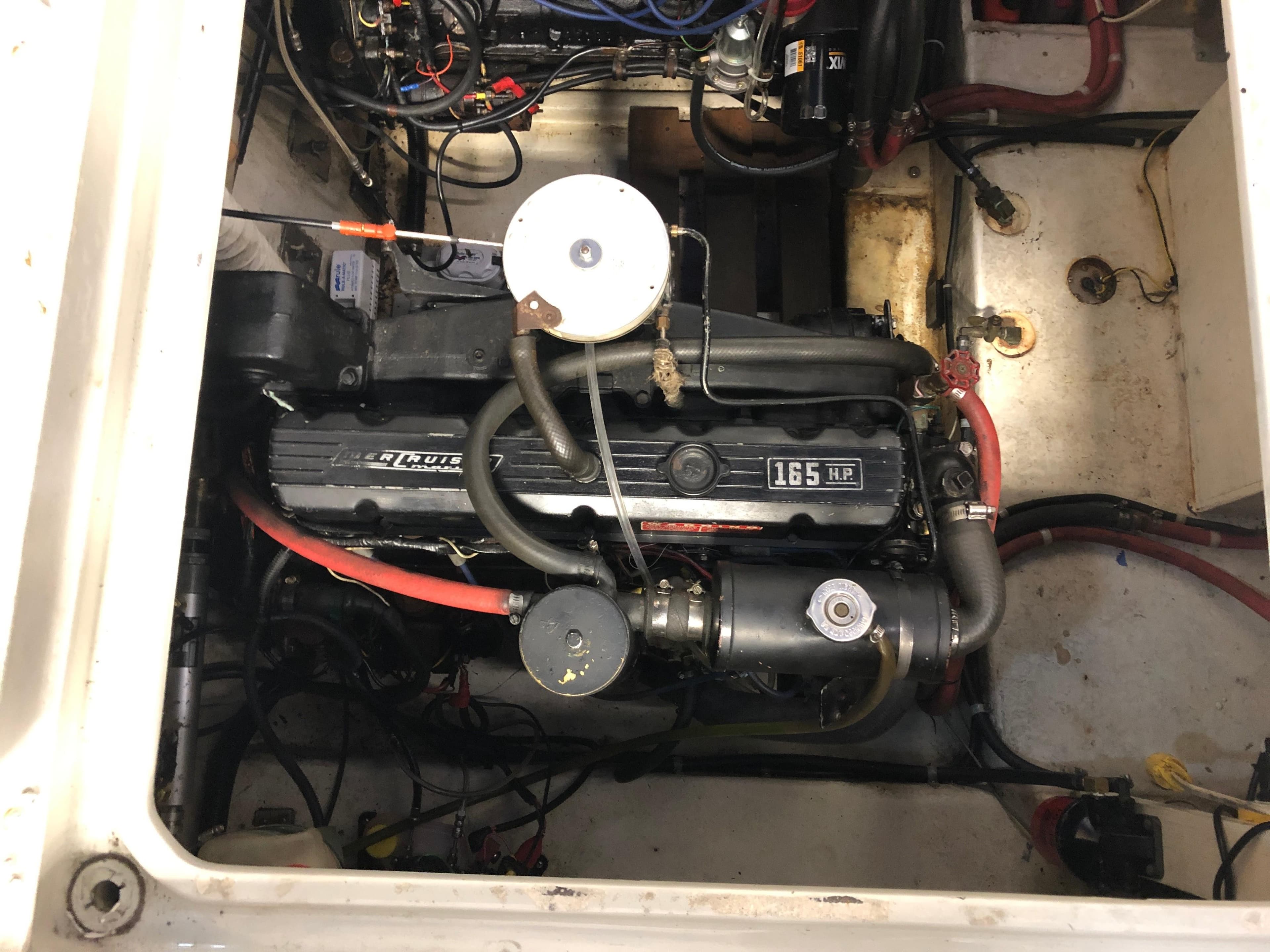 1979 Commander 26