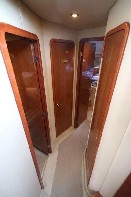 2002 Sea Ray 400 Sedan Bridge