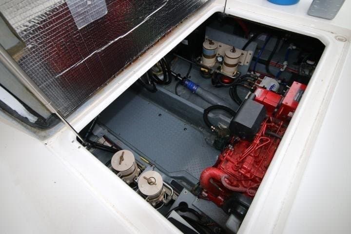 2002 Sea Ray 400 Sedan Bridge