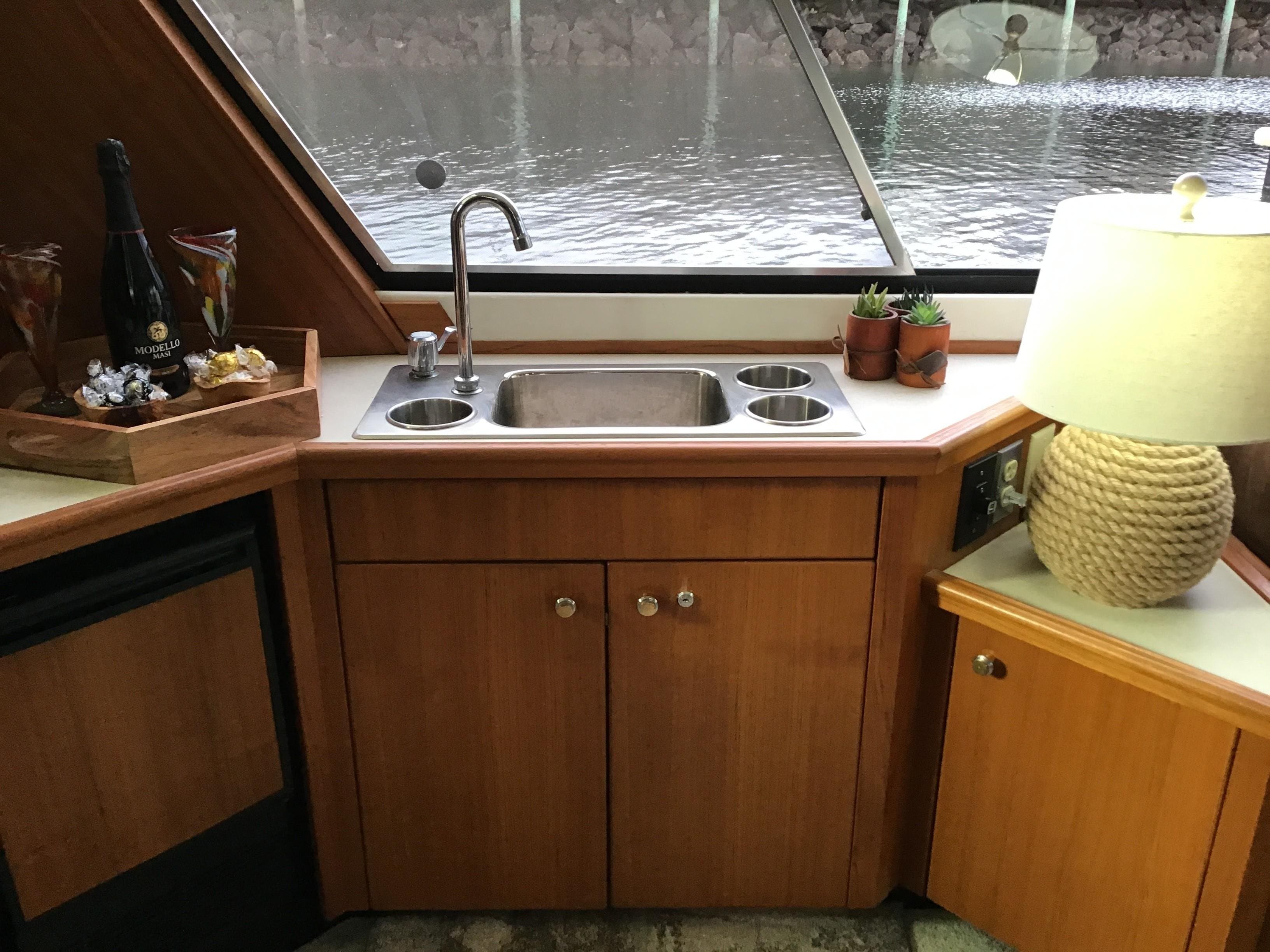 1994 Bayliner 4788 Pilot House Motoryacht