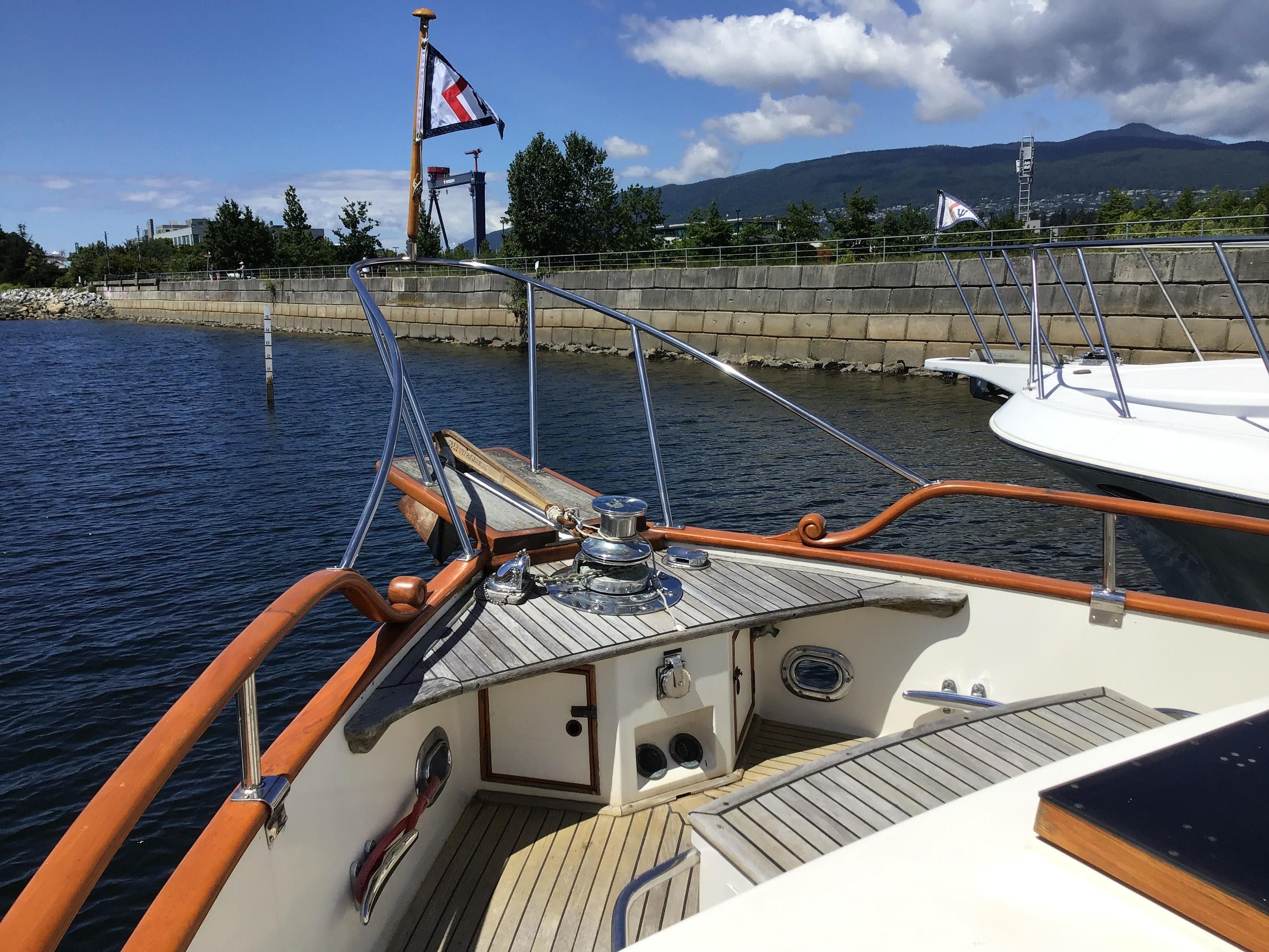 1983 Grand Banks Classic