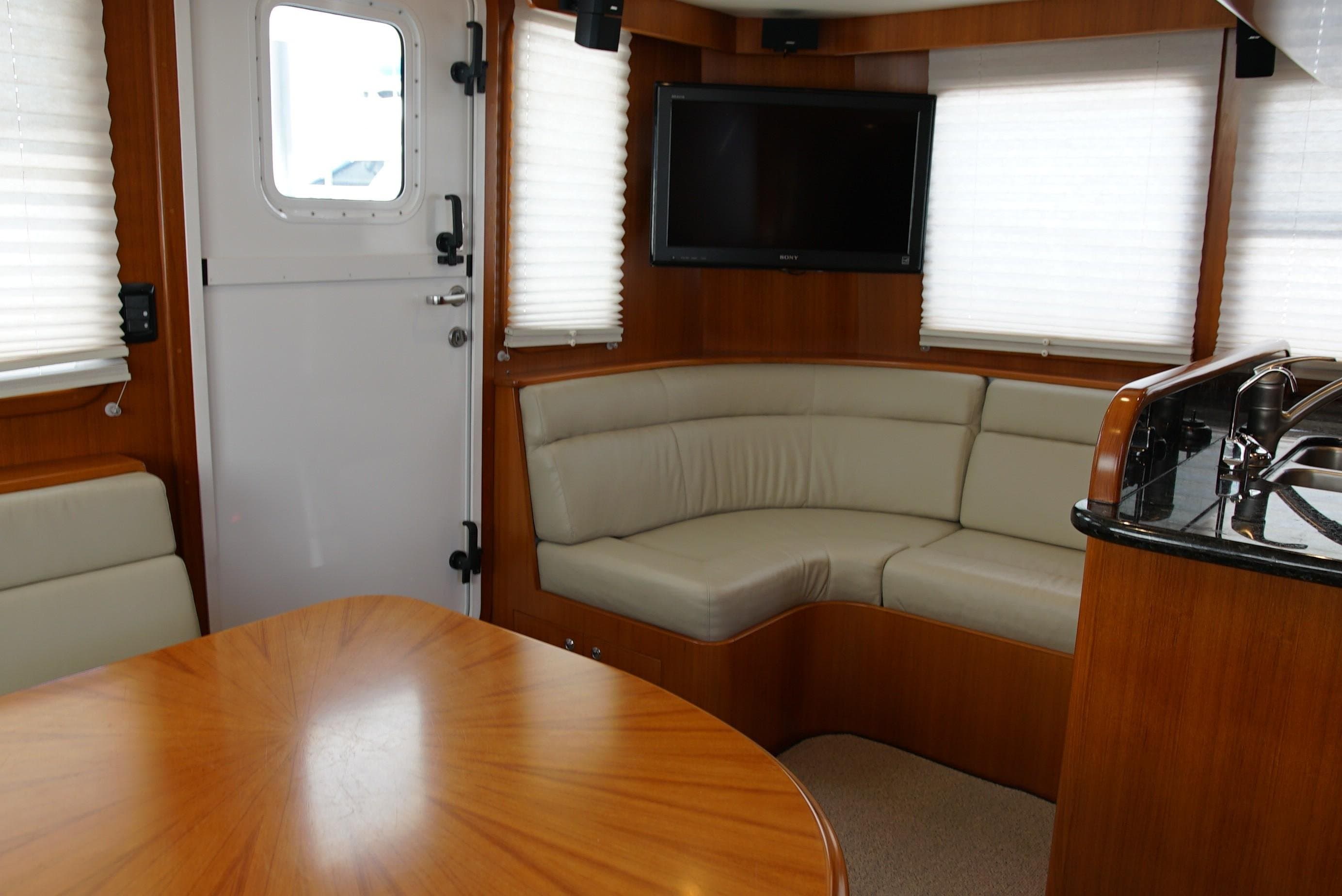 2009 Nordhavn 43