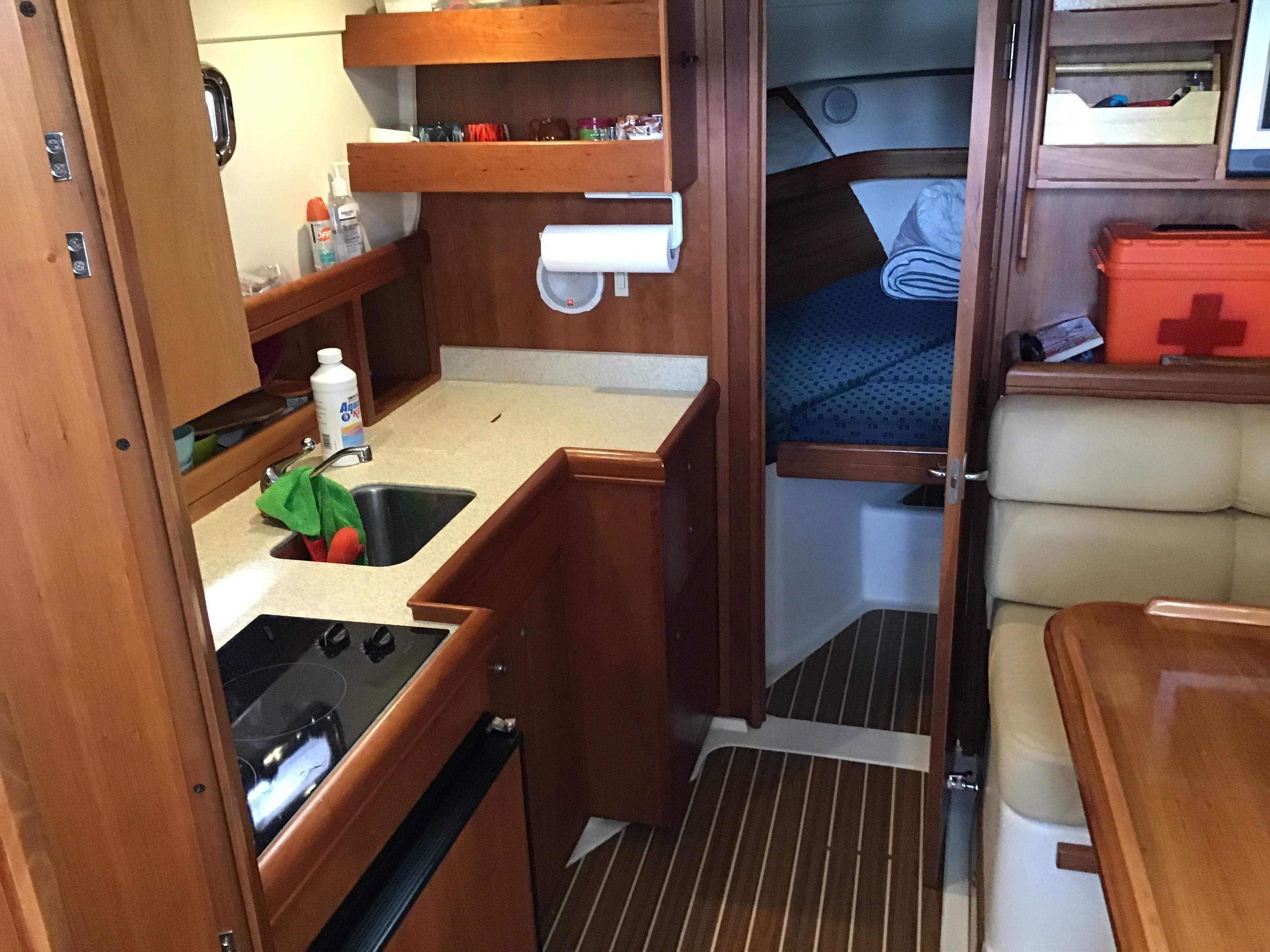 2006 Mainship Run Runner II 34