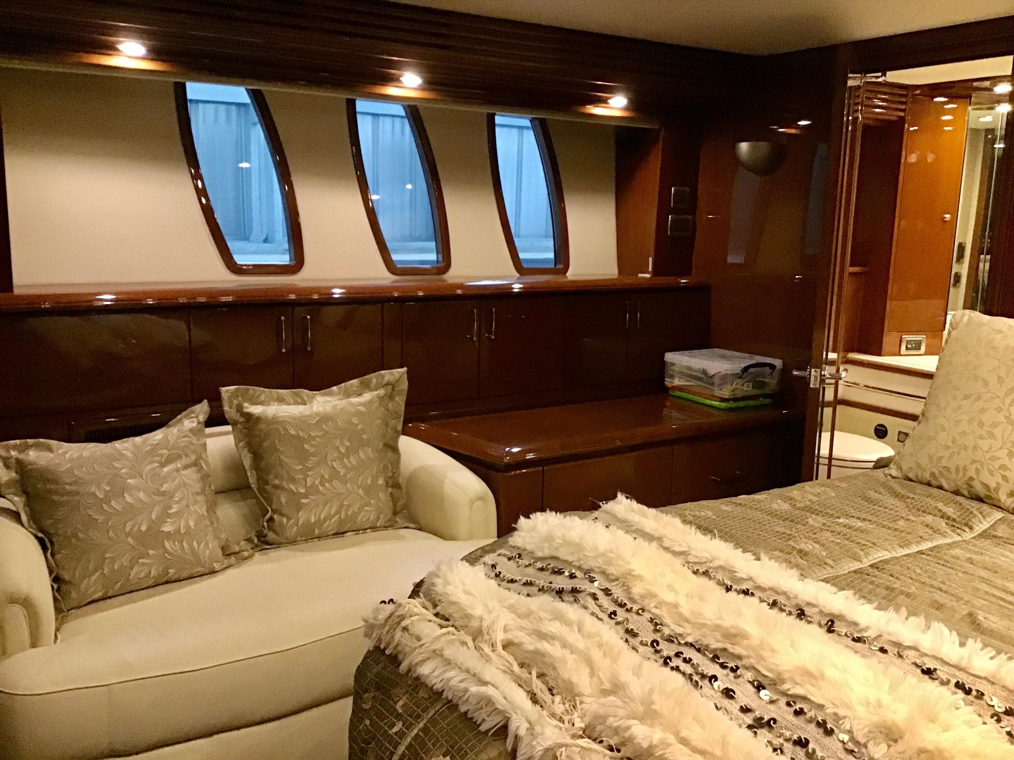 2007 Marquis 65