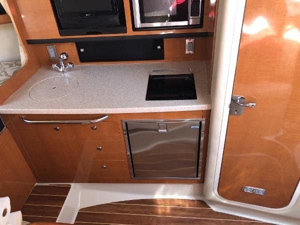 2011 Chaparral 290 Signature