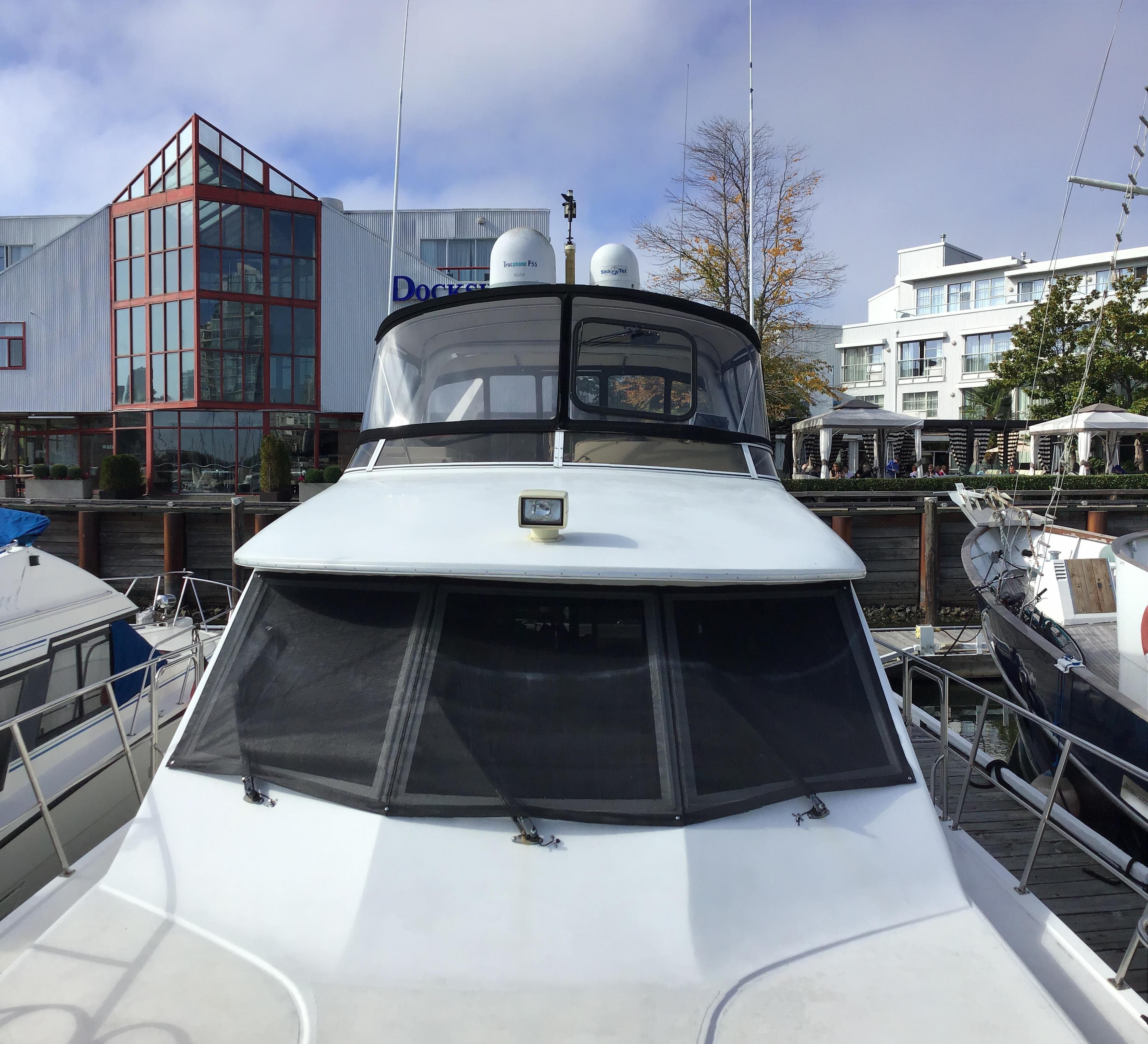 1999 Navigator 5300