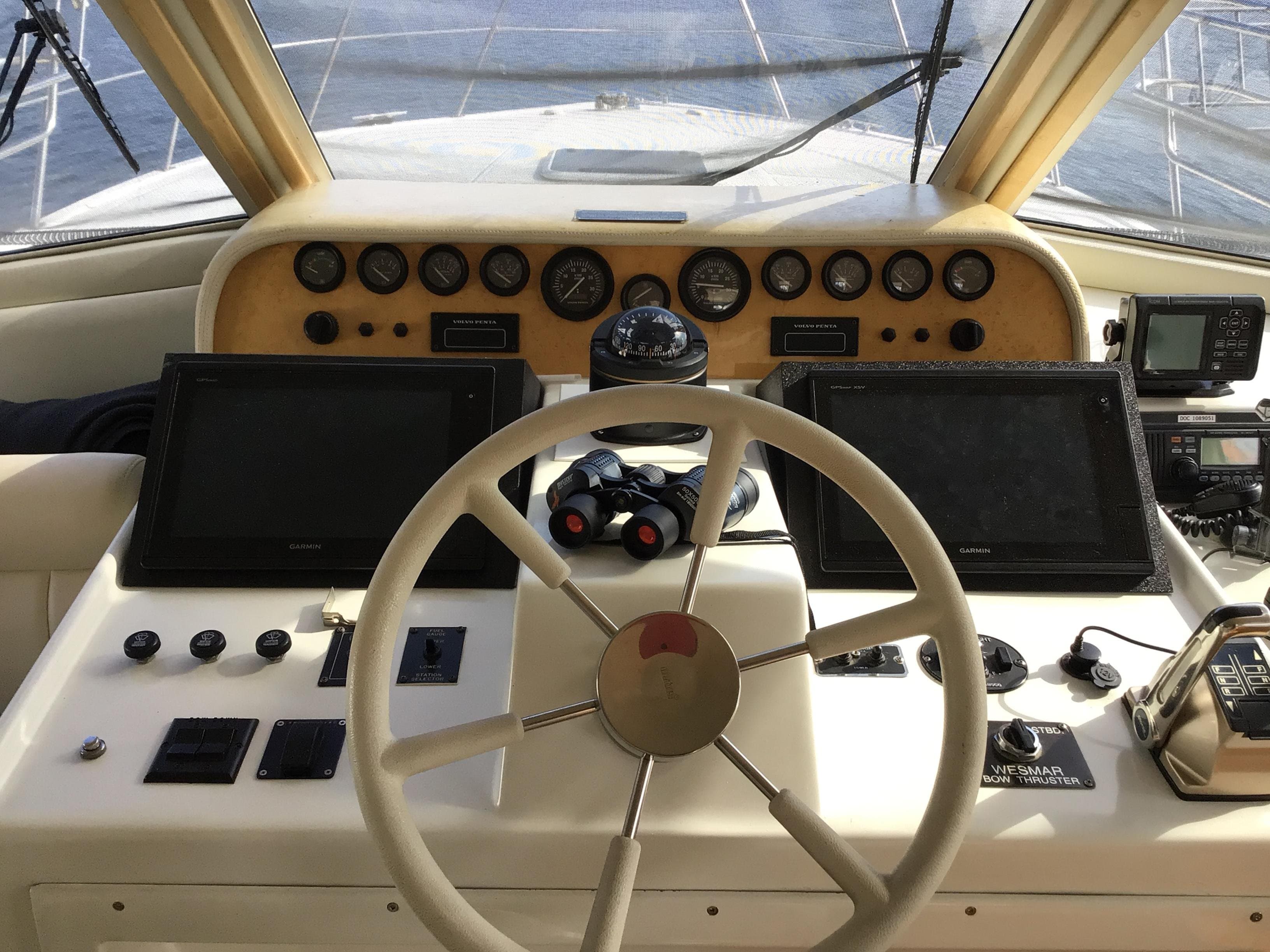 1999 Navigator 5300