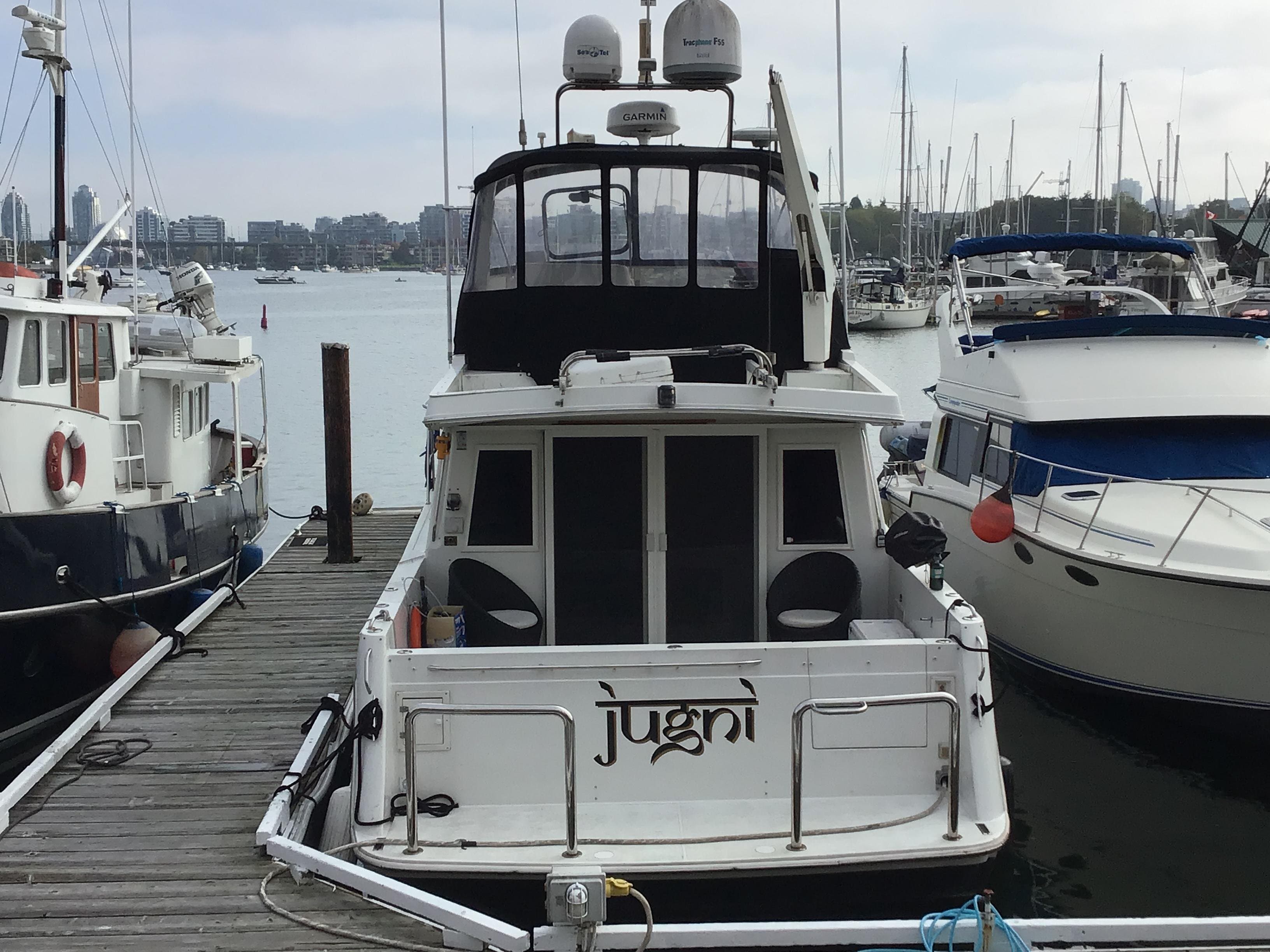 1999 Navigator 5300