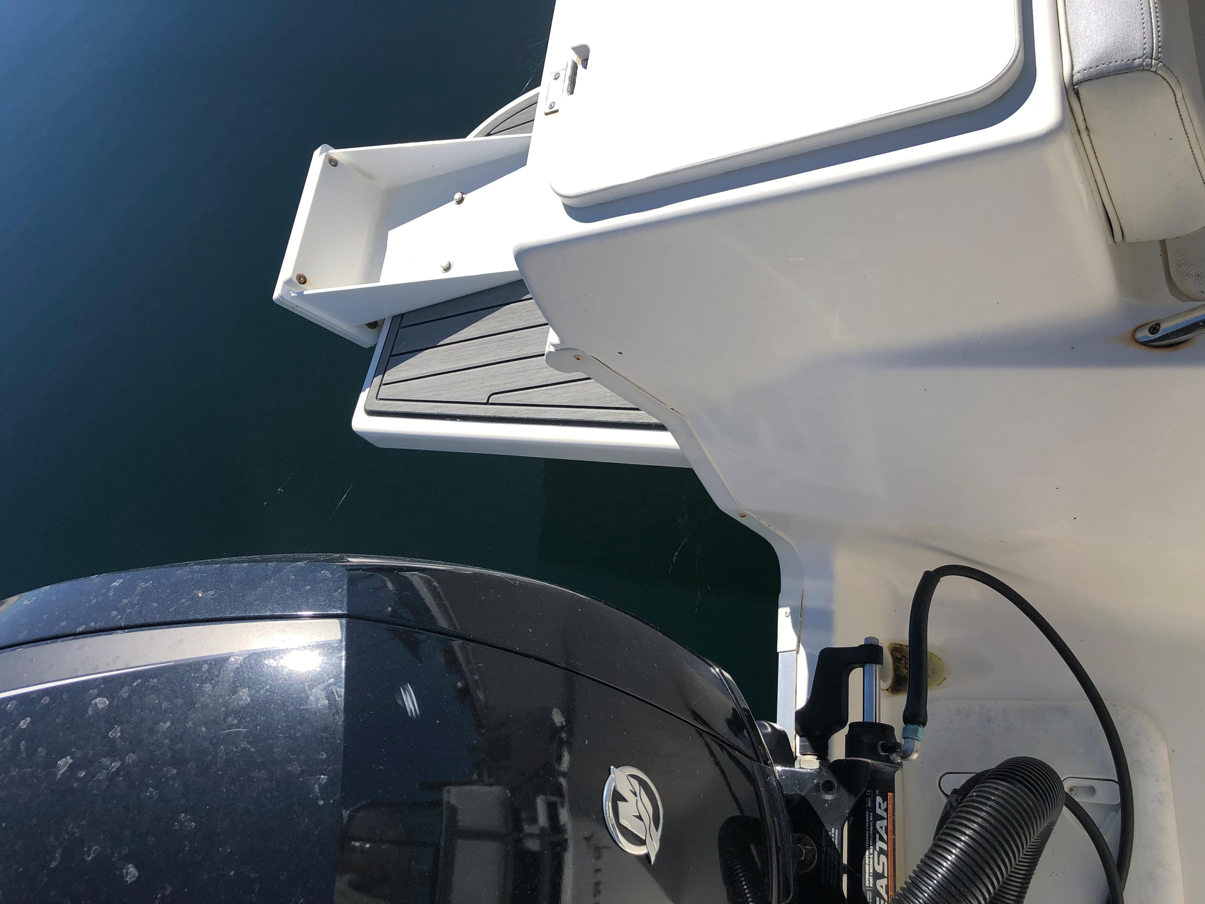 2015 Seaswirl Striper 200 WA