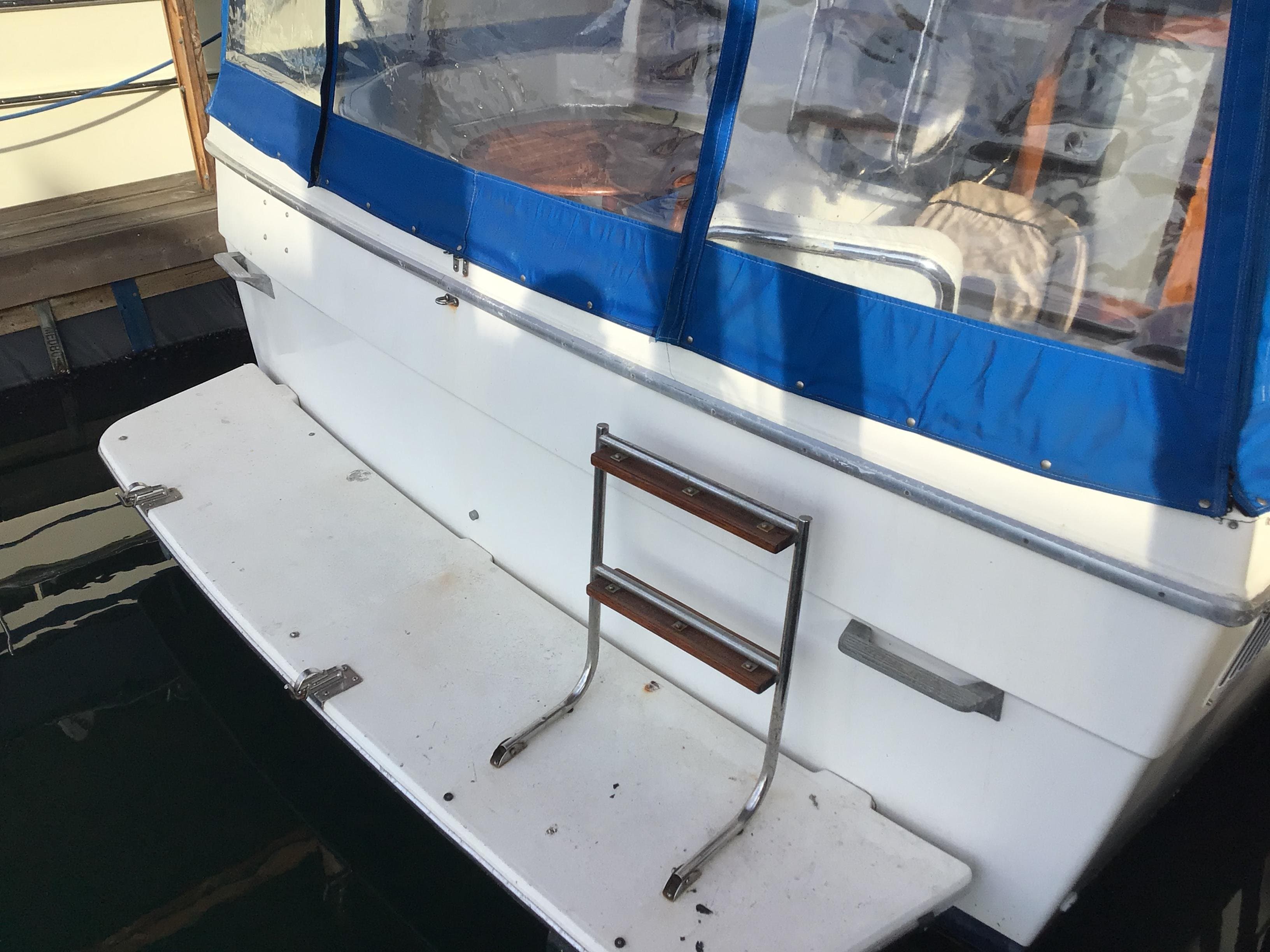 1986 Bayliner 3270 Motoryacht