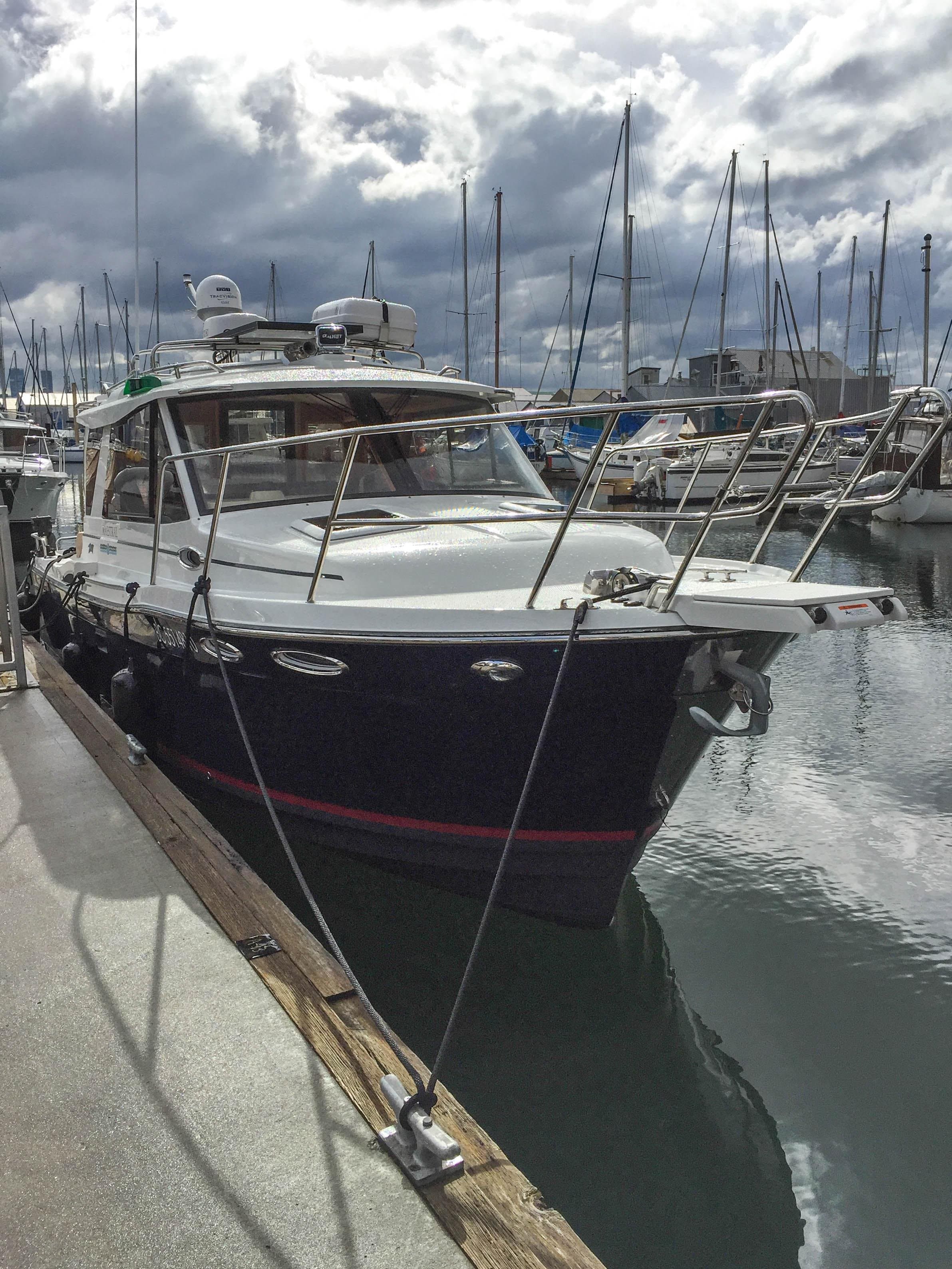 2017 Cutwater 28