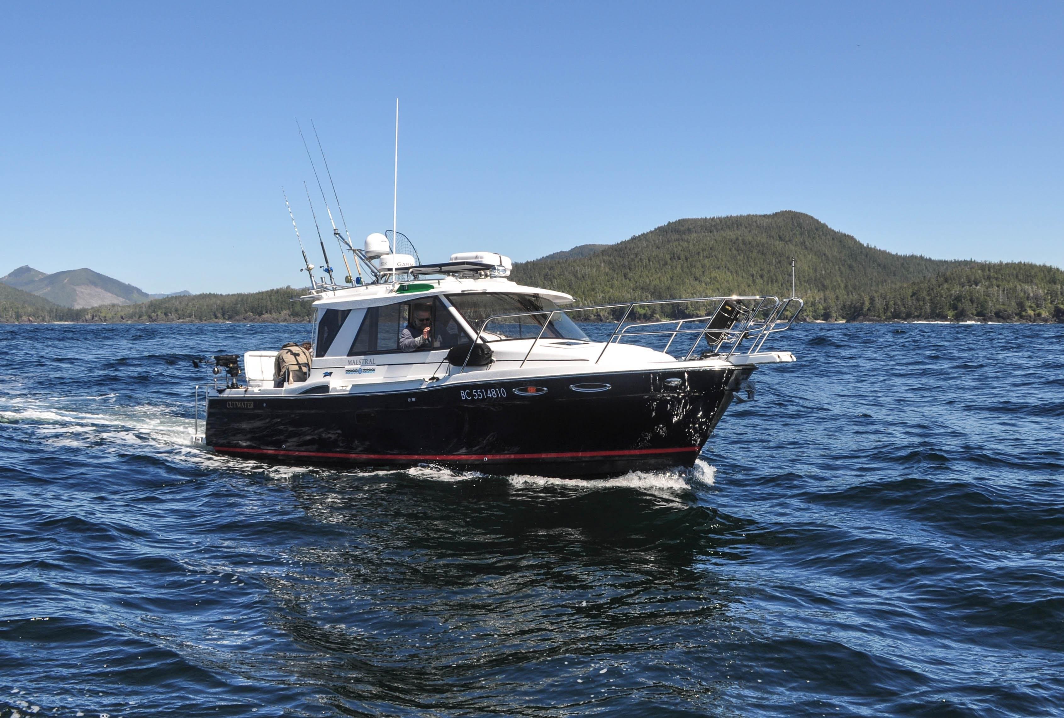 2017 Cutwater 28