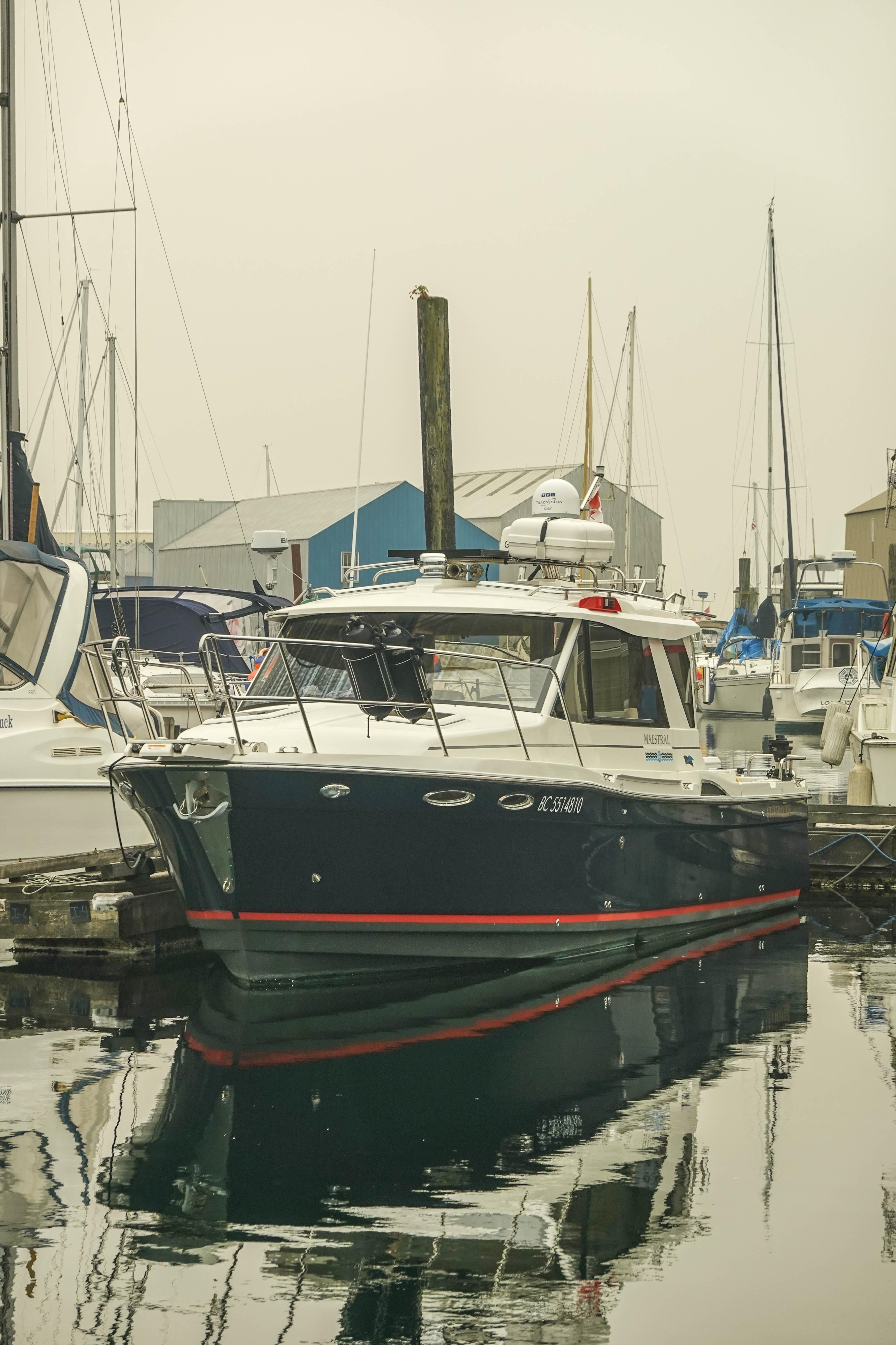 2017 Cutwater 28