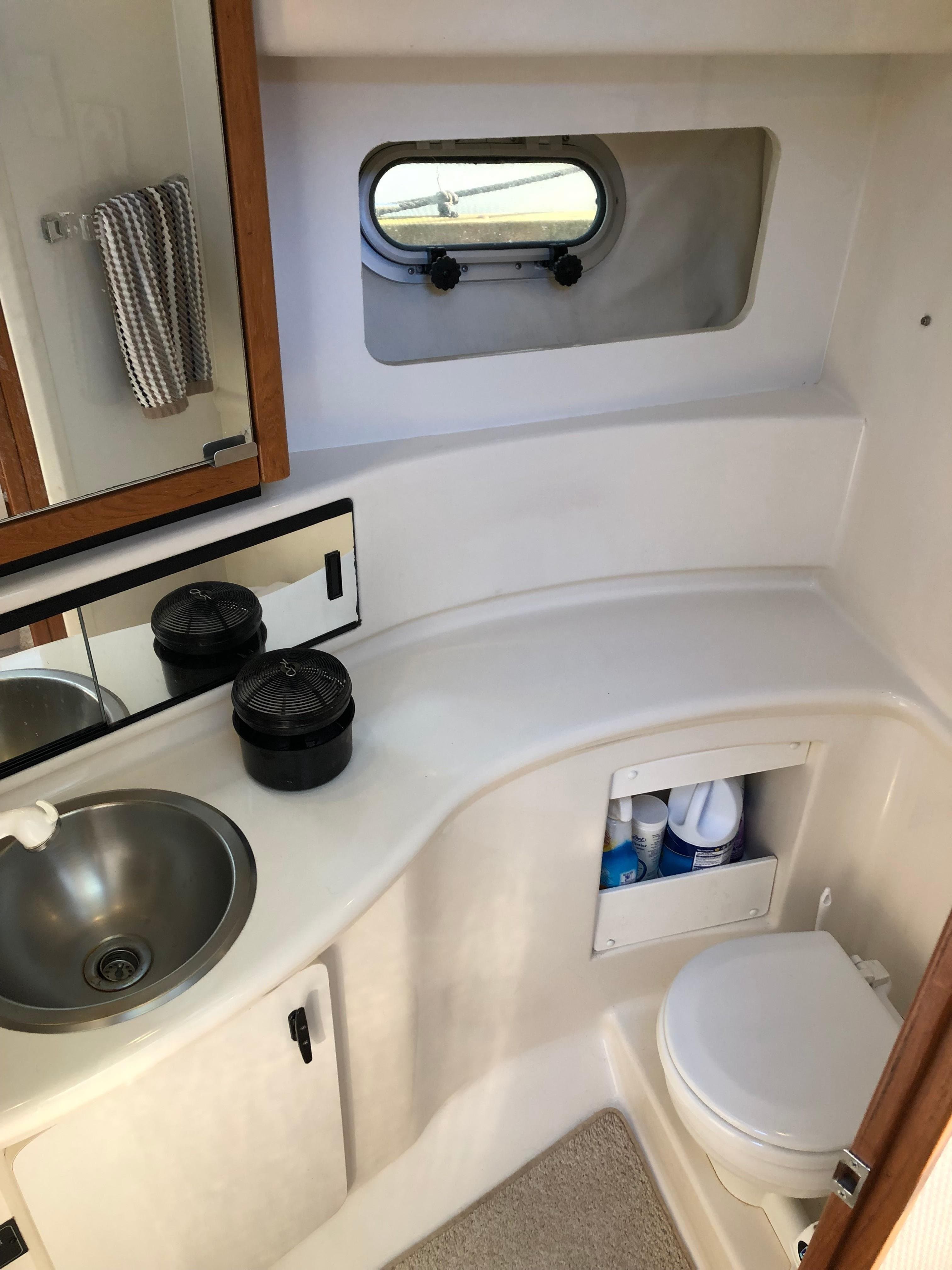 1998 Bayliner 4087 Aft Cabin Motoryacht