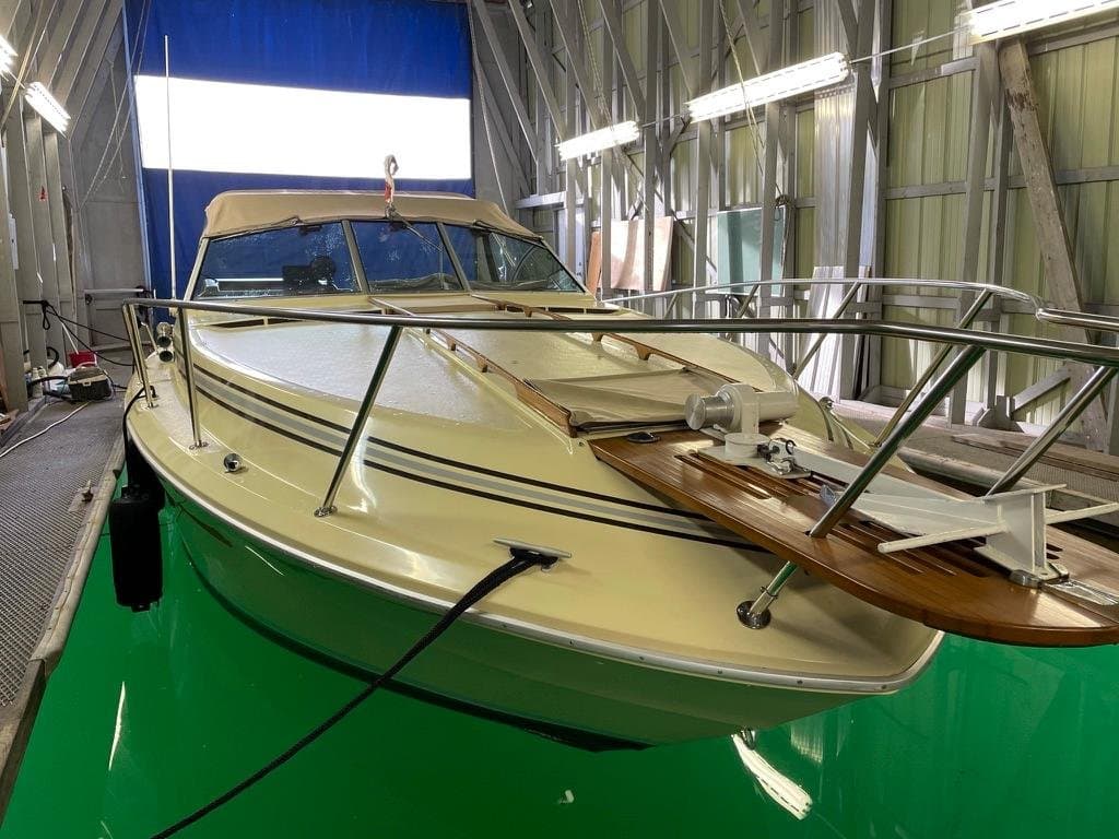 1980 Sea Ray 31 Vanguard