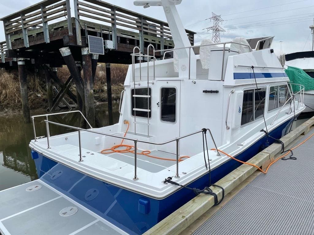 2019 Commander 30/32