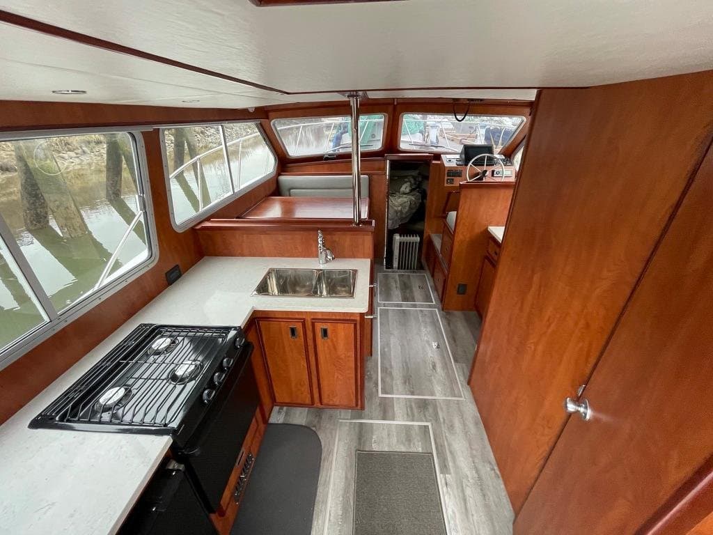 2019 Commander 30/32