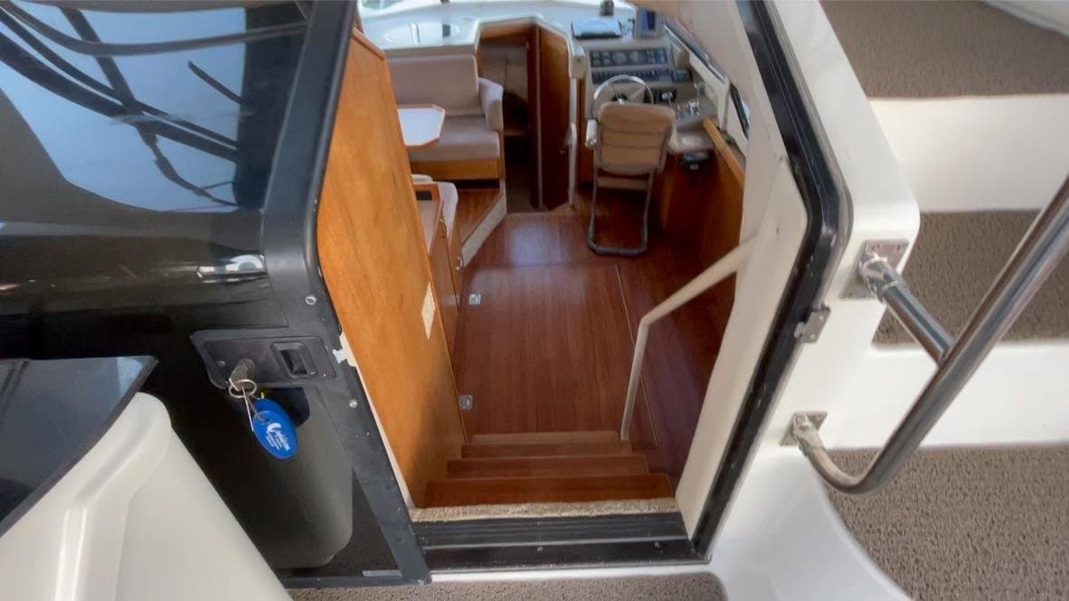 1998 Bayliner 4087 Aft Cabin Motoryacht