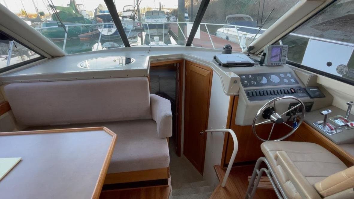 1998 Bayliner 4087 Aft Cabin Motoryacht
