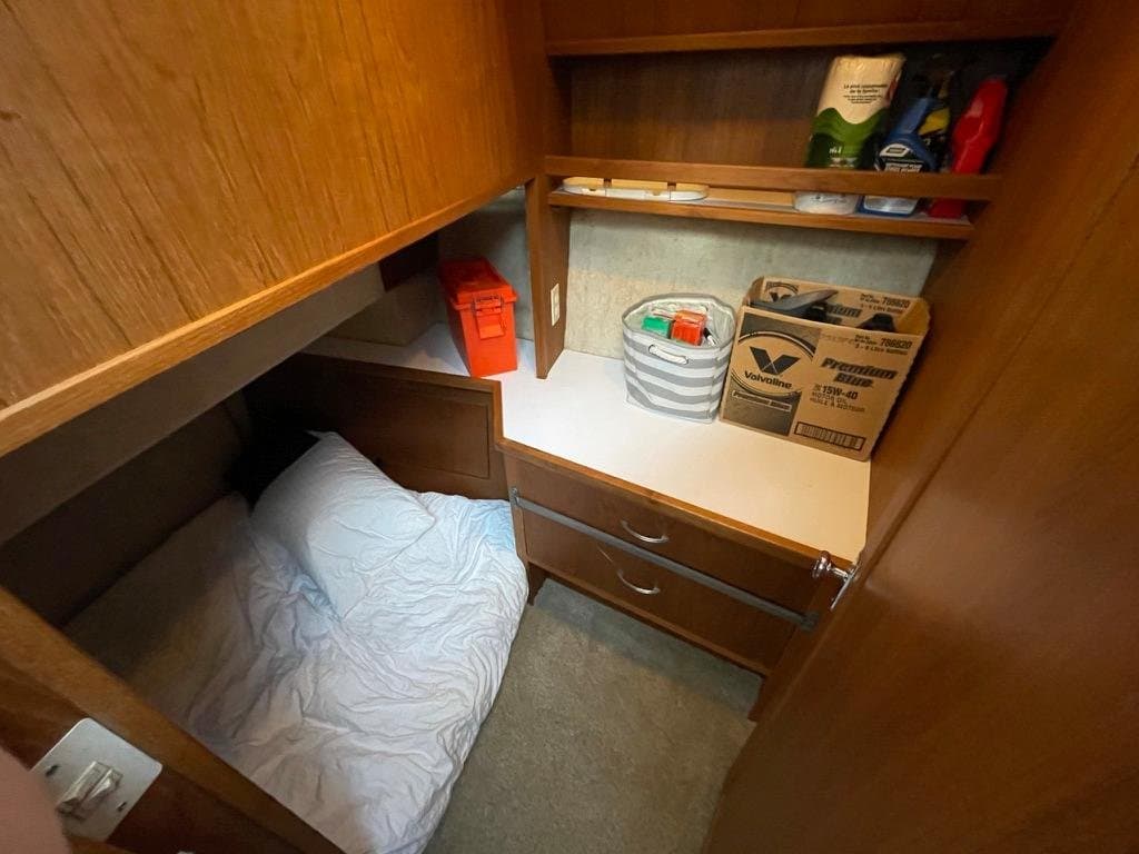 1998 Bayliner 4087 Aft Cabin Motoryacht