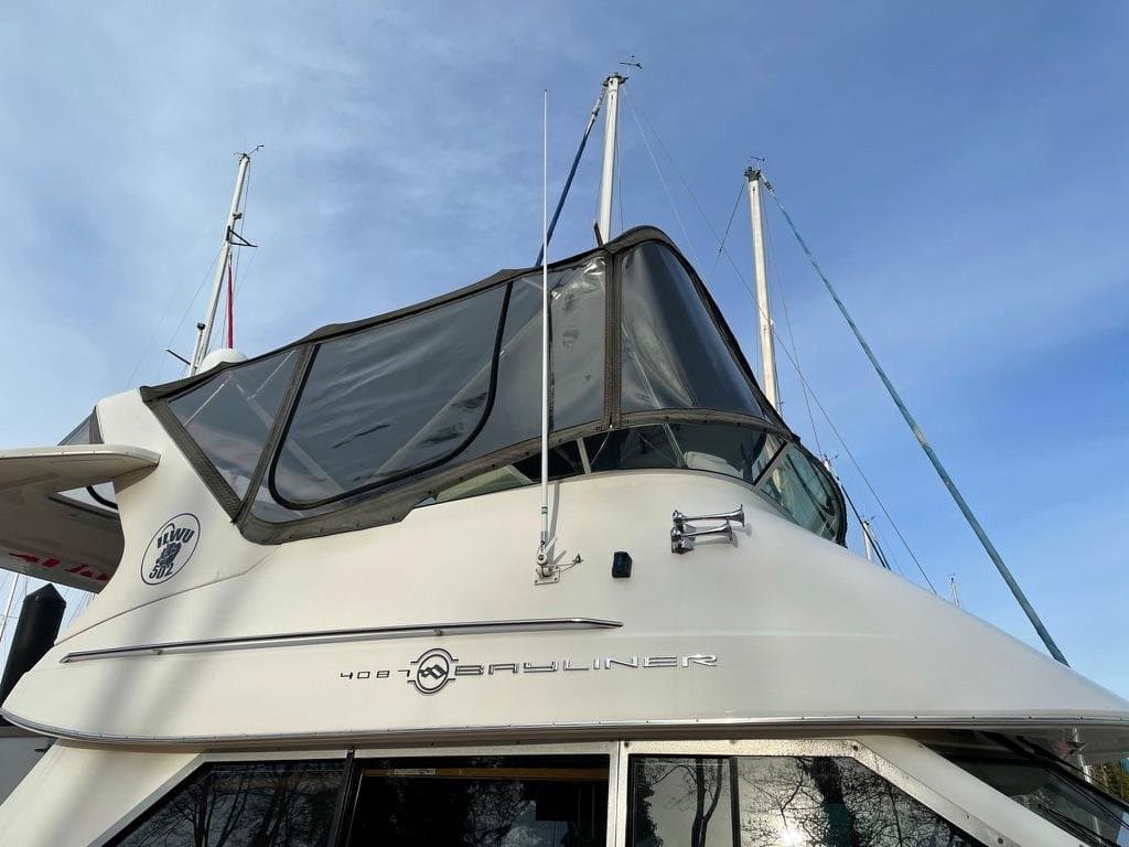 1998 Bayliner 4087 Aft Cabin Motoryacht