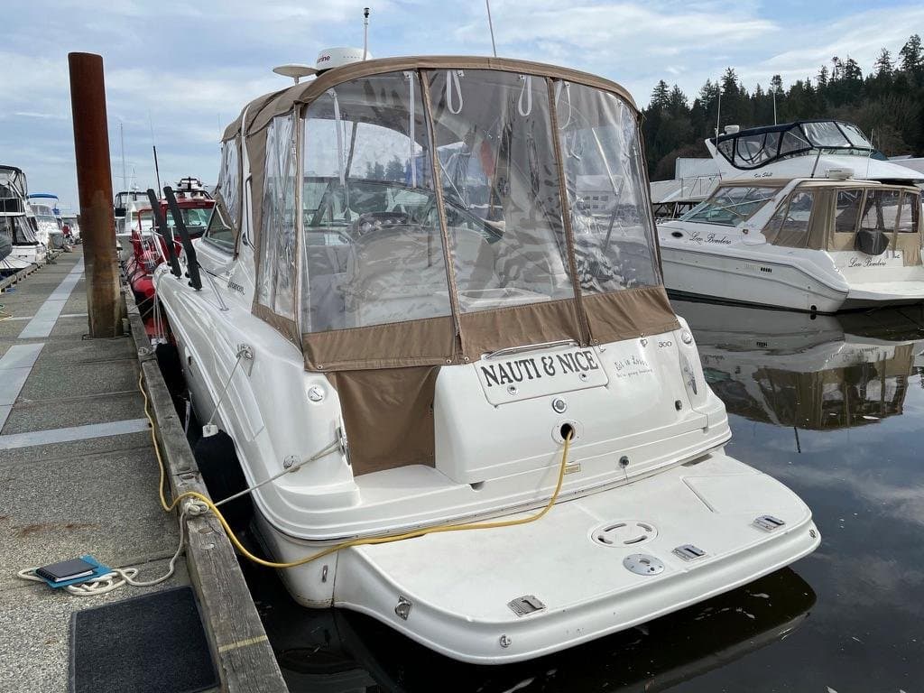 2005 Sea Ray 300 Sundancer