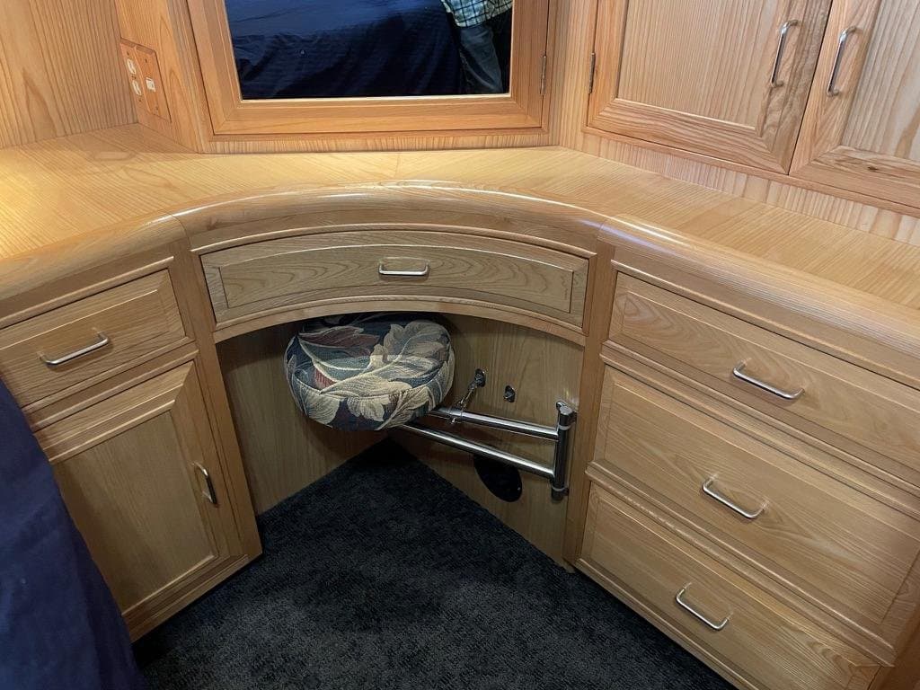 1990 Ocean Alexander 440