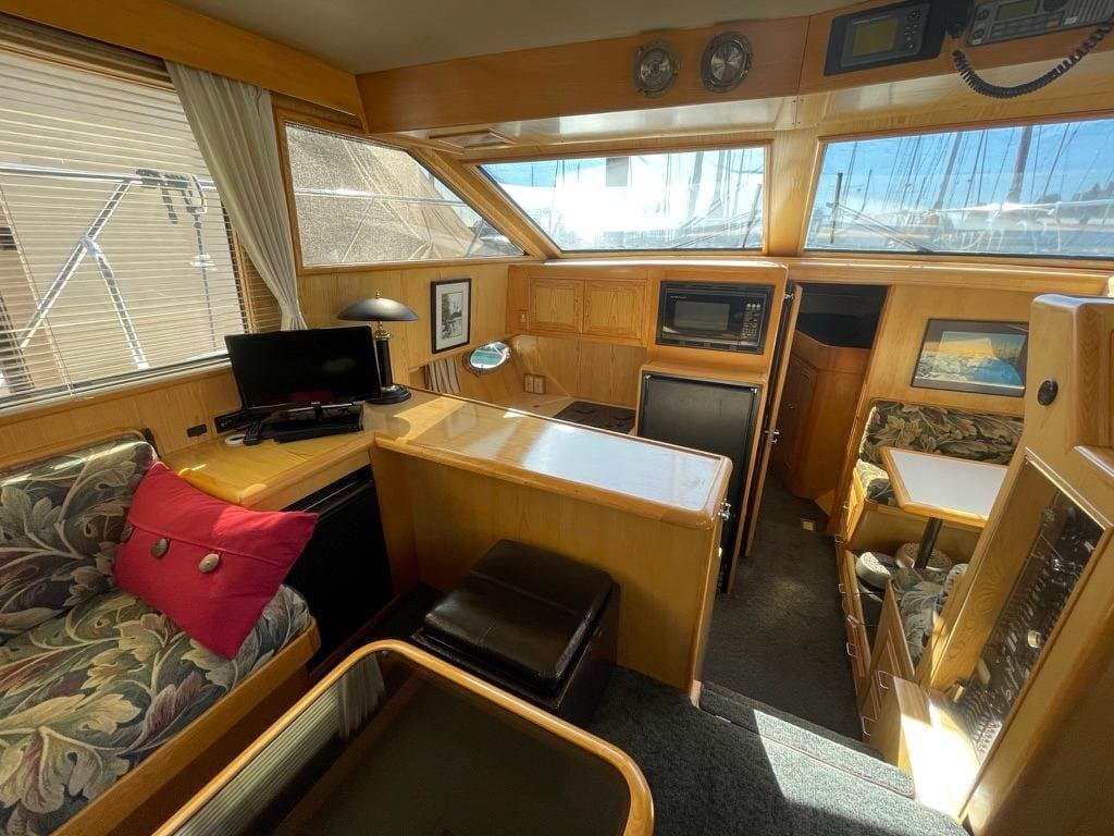 1990 Ocean Alexander 440