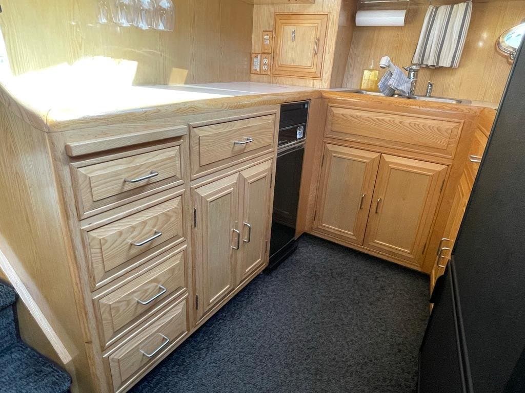 1990 Ocean Alexander 440