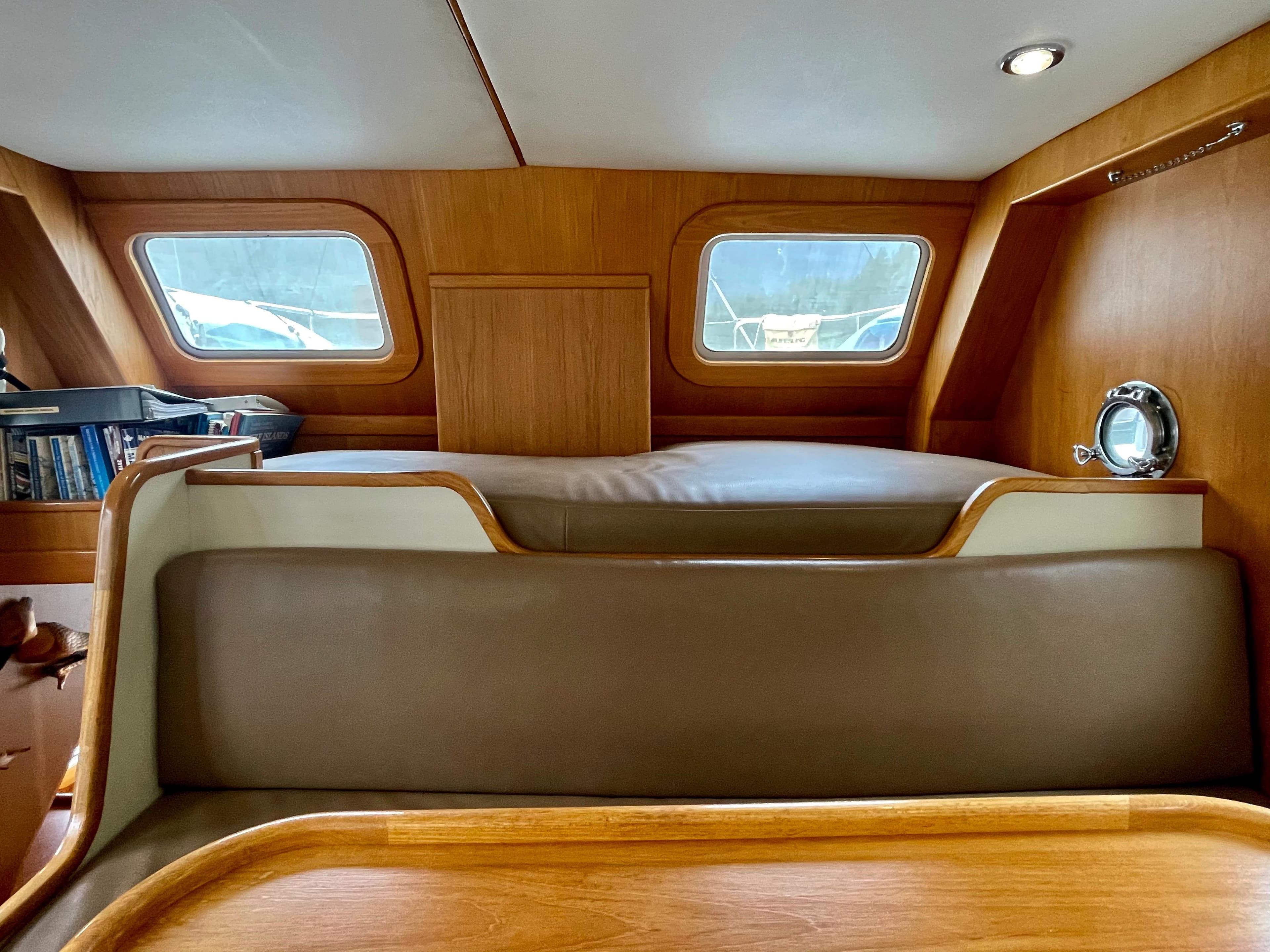 1999 Nordhavn 40