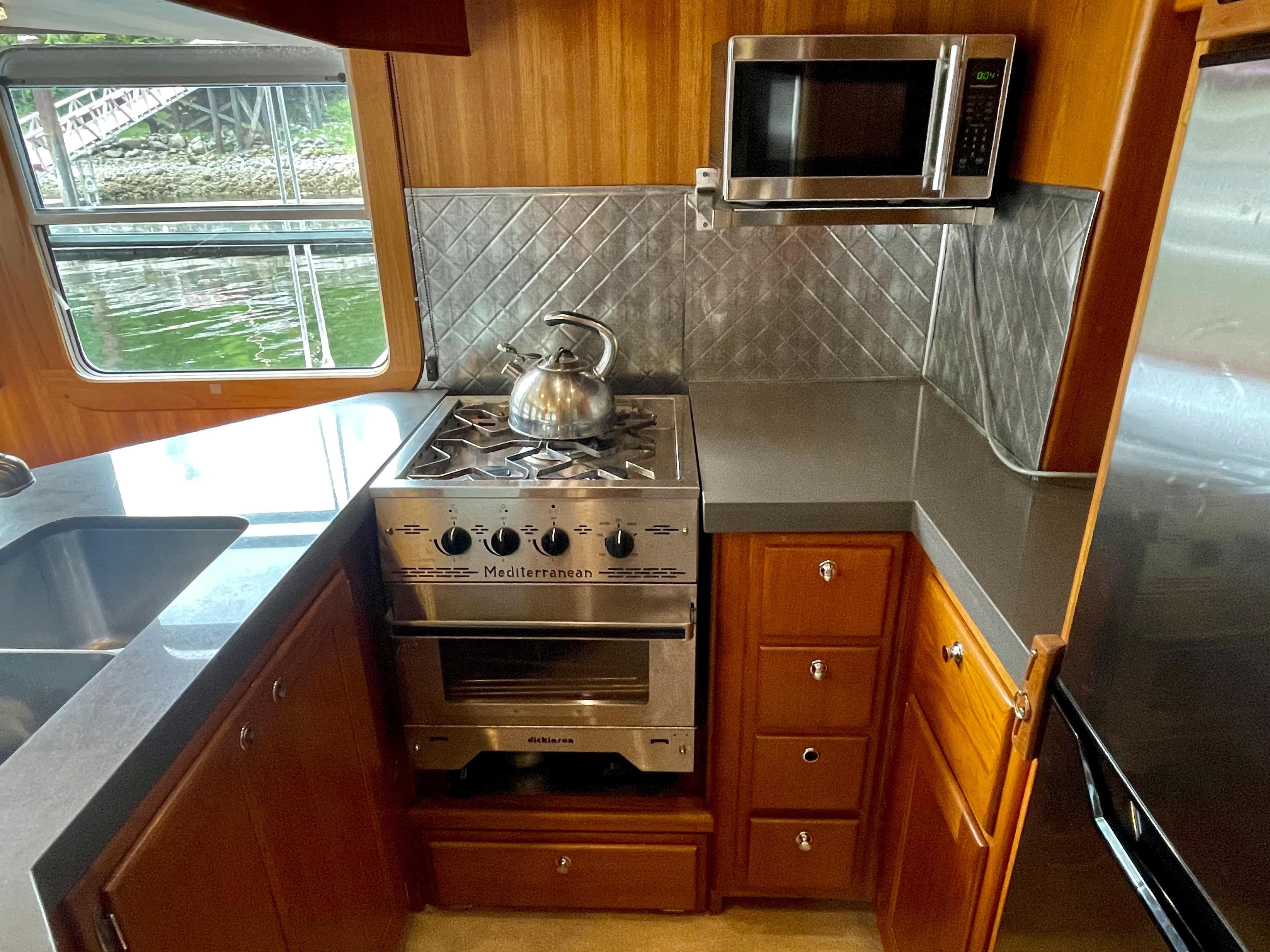 1999 Nordhavn 40
