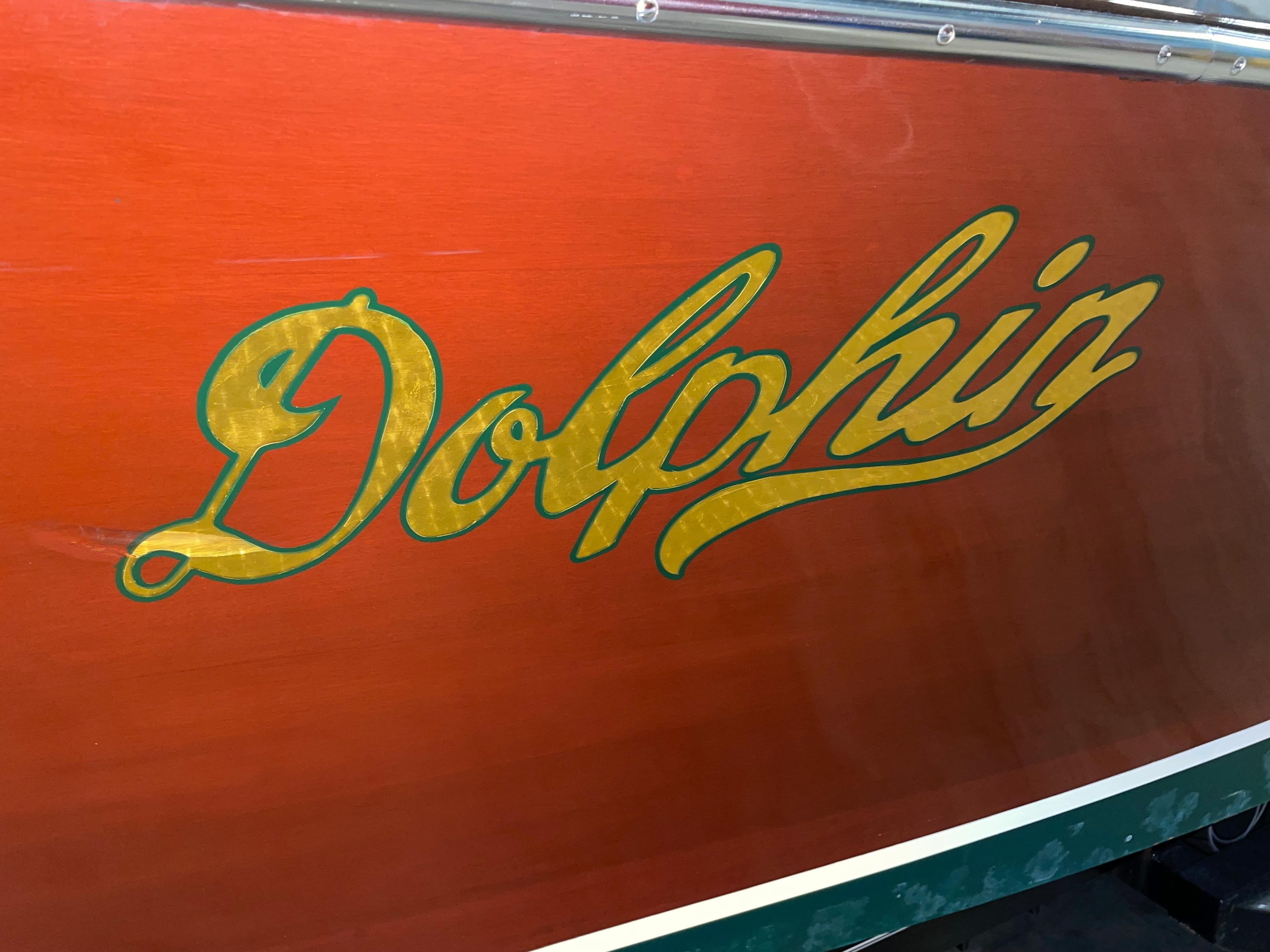 2000 Hacker-Craft Dolphin