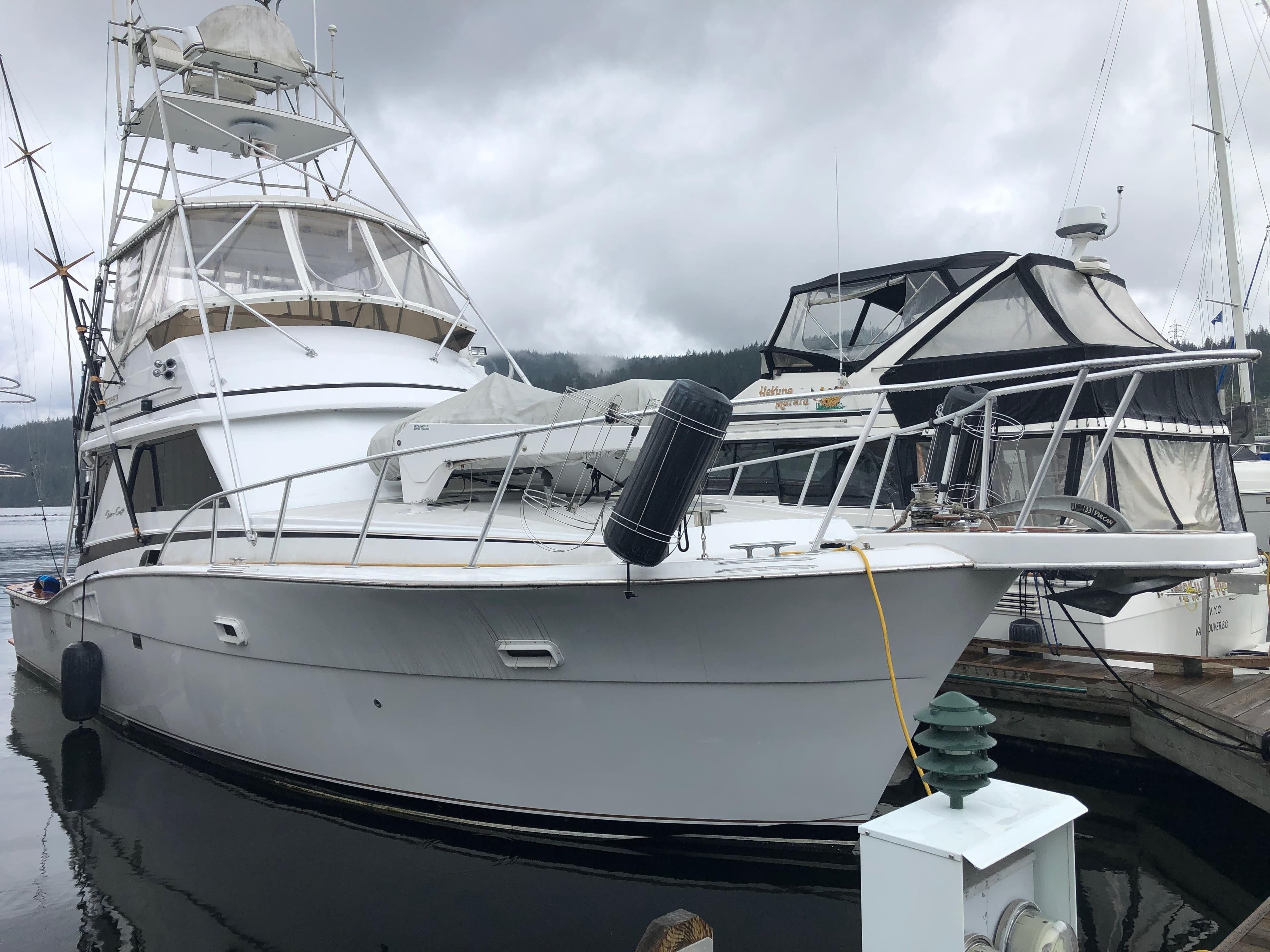 1985 Chris-Craft Sport Fisher
