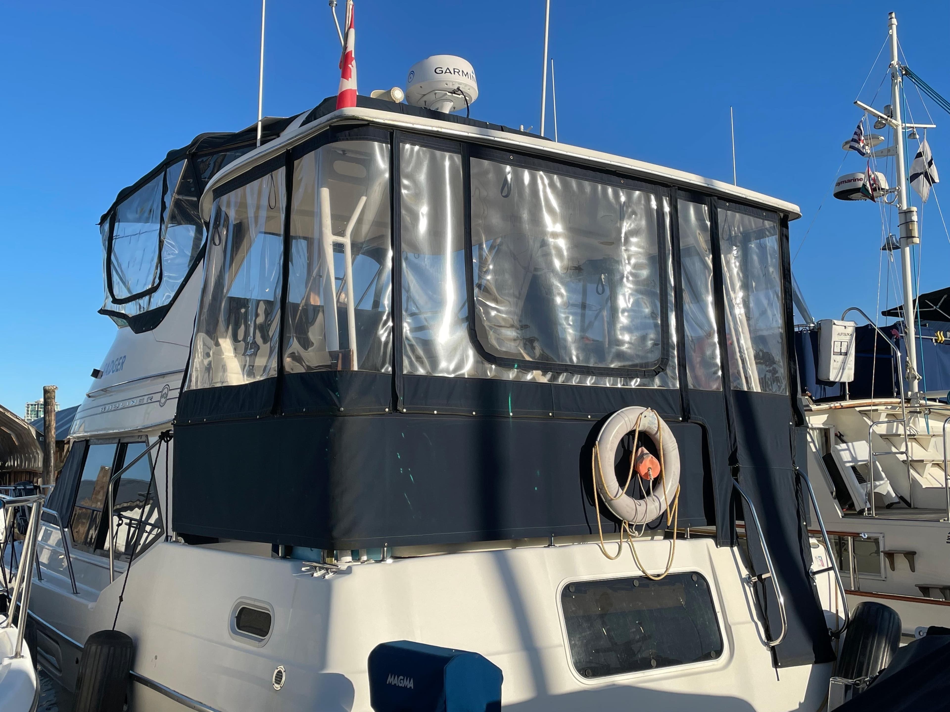 1998 Bayliner 4087 Aft Cabin Motoryacht